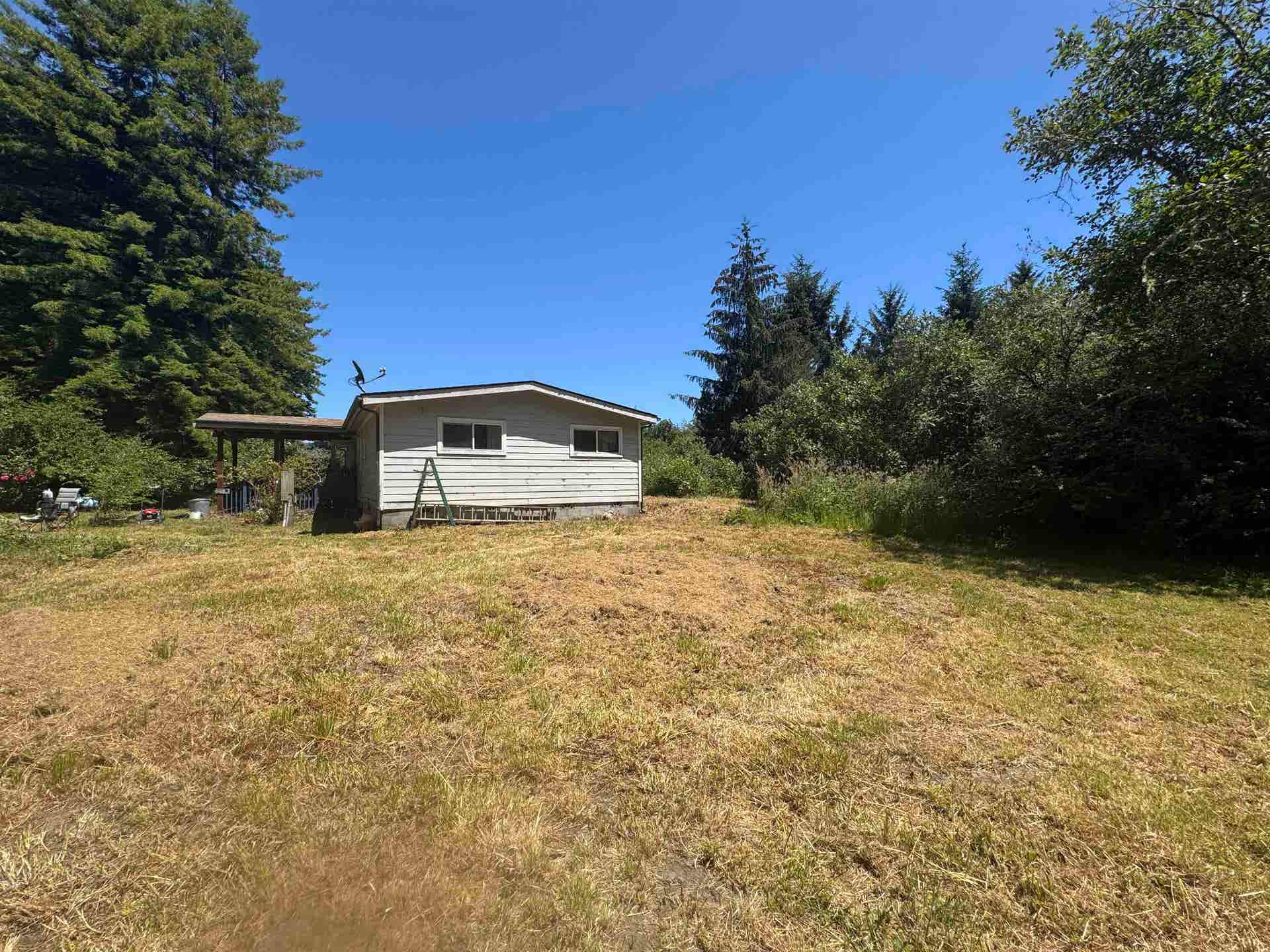 2035 Morehead Road, Crescent City, CA 95531-2317