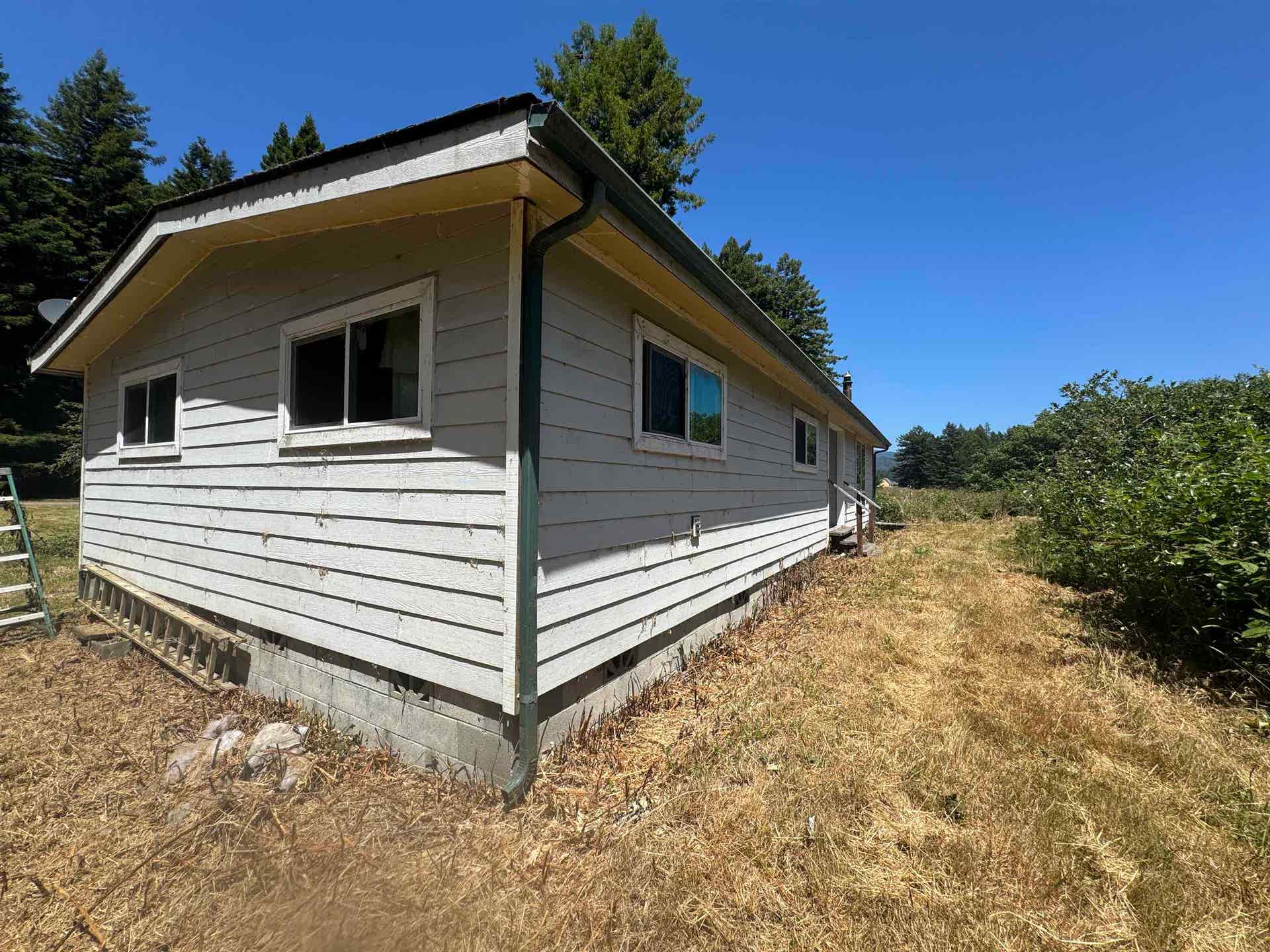 2035 Morehead Road, Crescent City, CA 95531-2317