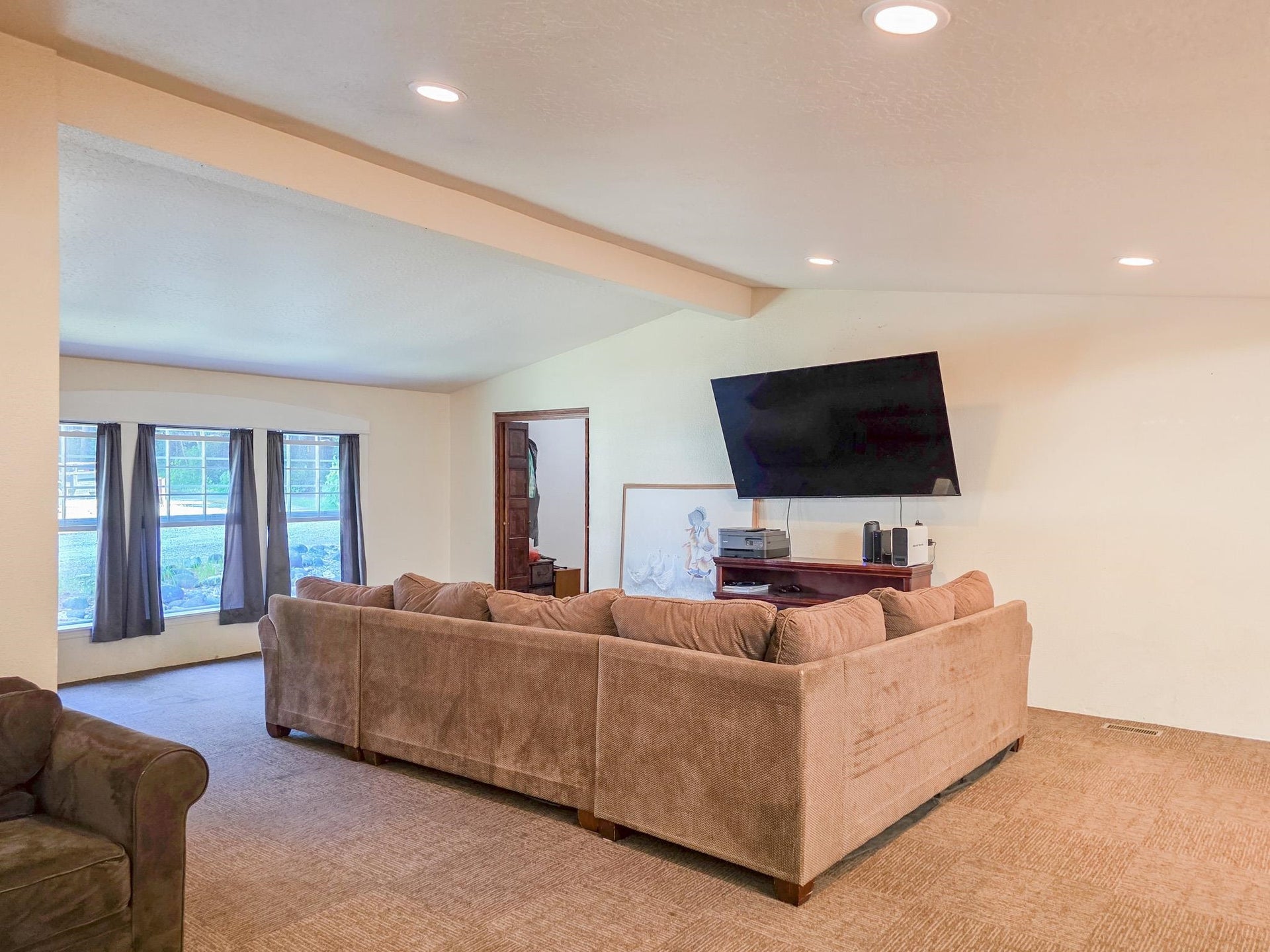 255 Randall Court, Crescent City, CA 95531