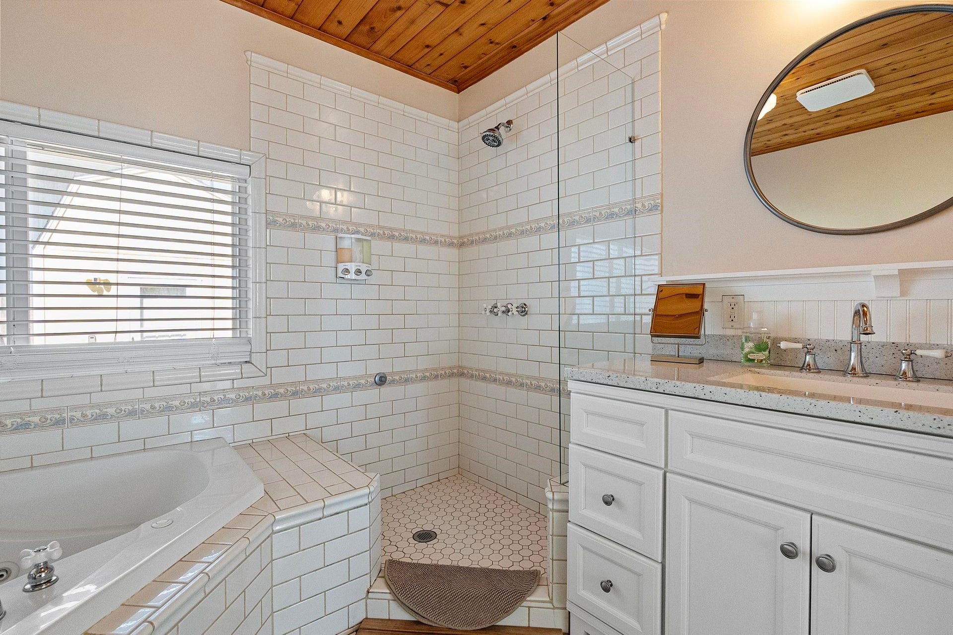 424 N Pebble Beach Drive, Crescent City, CA 95531