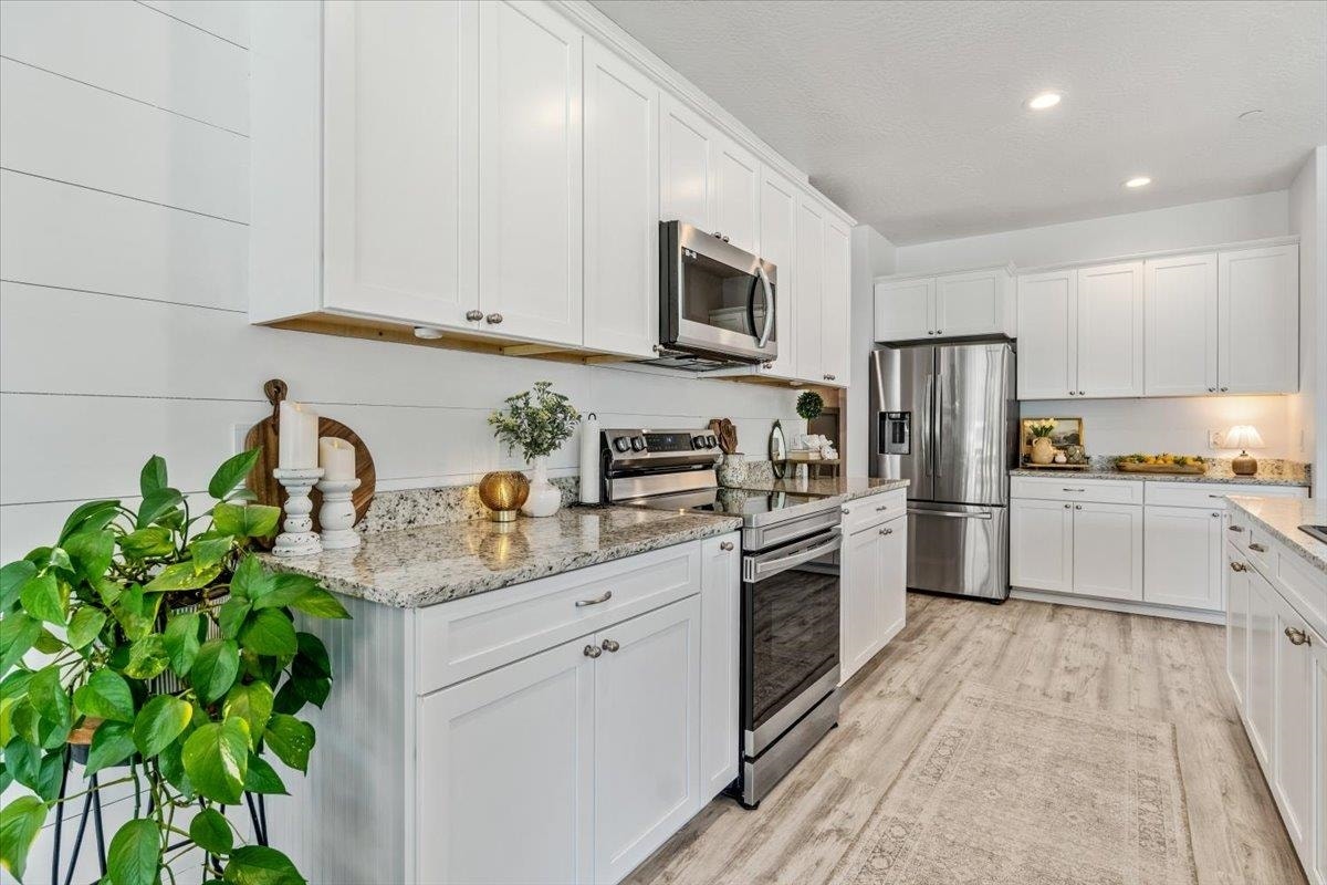 116 Club Dr, Crescent City, CA 95531