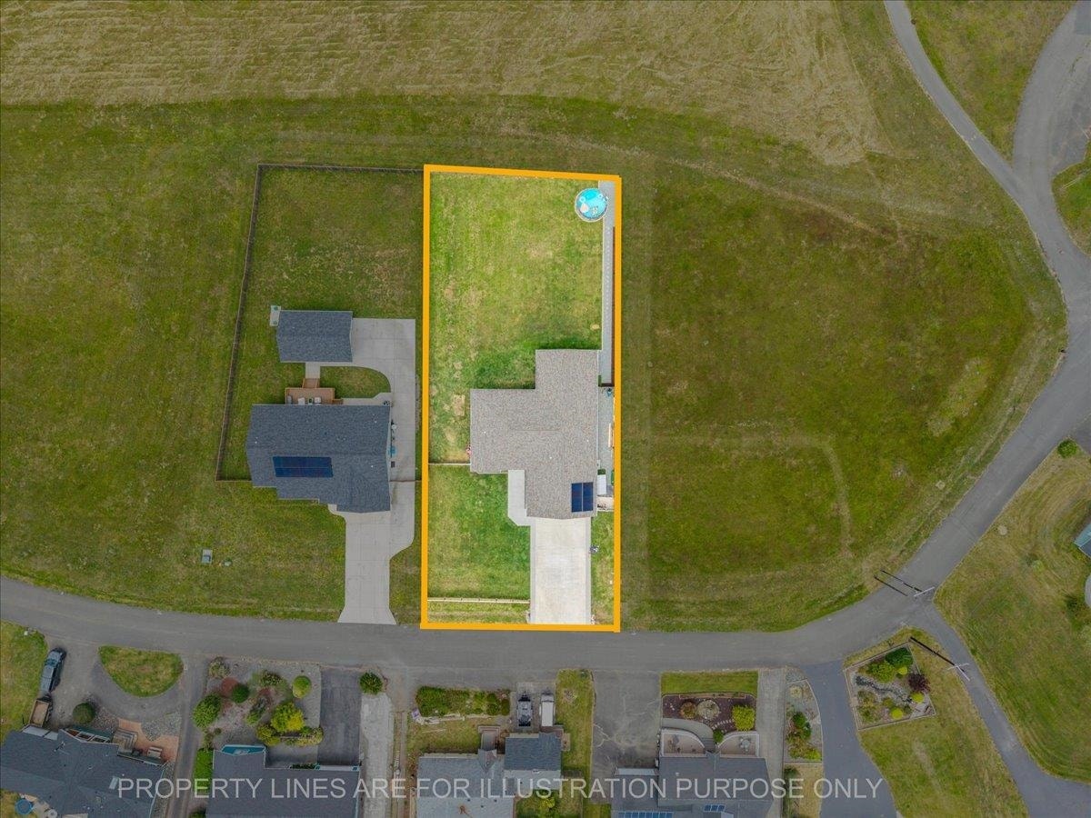 116 Club Dr, Crescent City, CA 95531