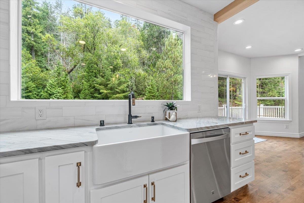 190 Storm Way, Crescent City, CA 95531