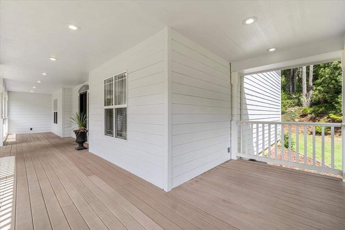 190 Storm Way, Crescent City, CA 95531