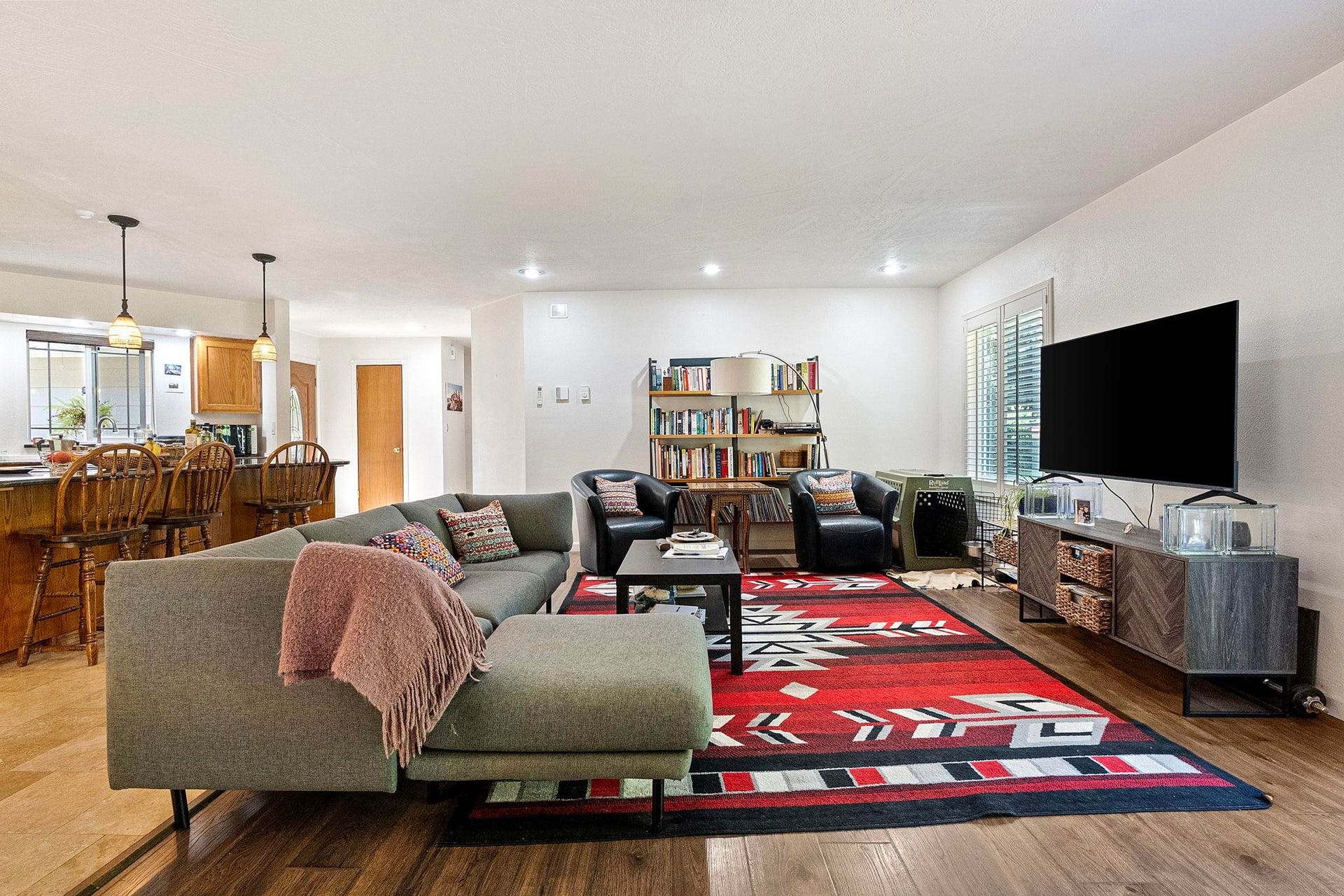 130 Lynch Road, Crescent City, CA 95531-8044