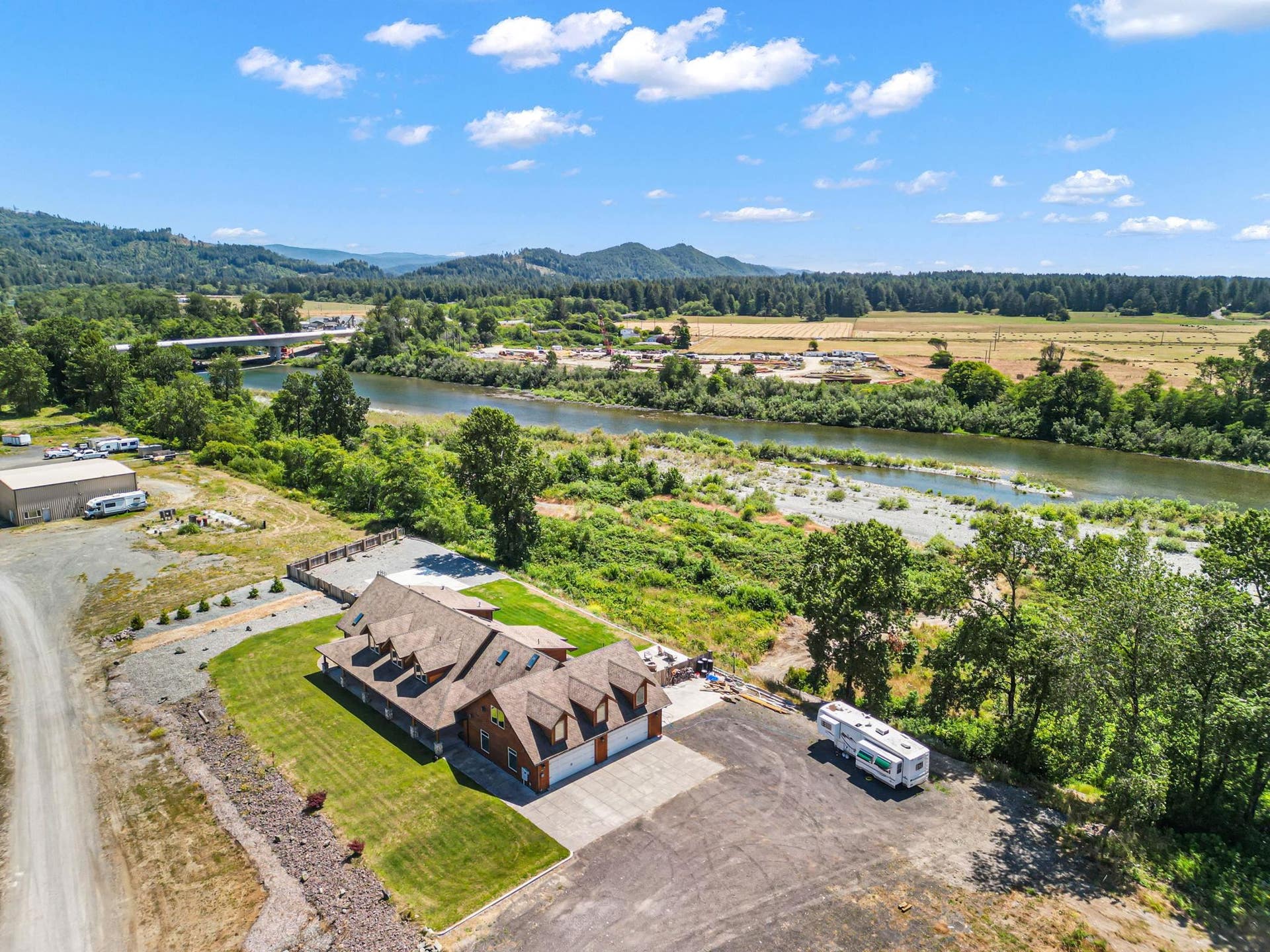 300 Cedar Lodge Lane, Smith River, CA 95567