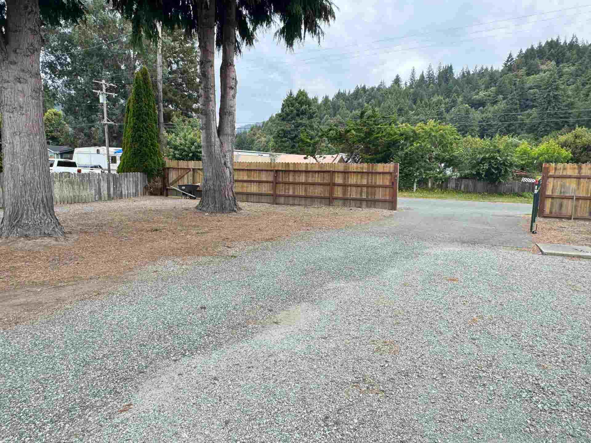 100 Redwood Road, Klamath, CA 95548