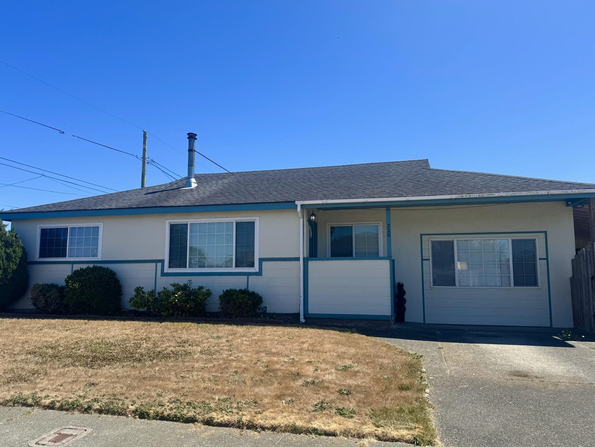 220 W Condor Street, Crescent City, CA 95531
