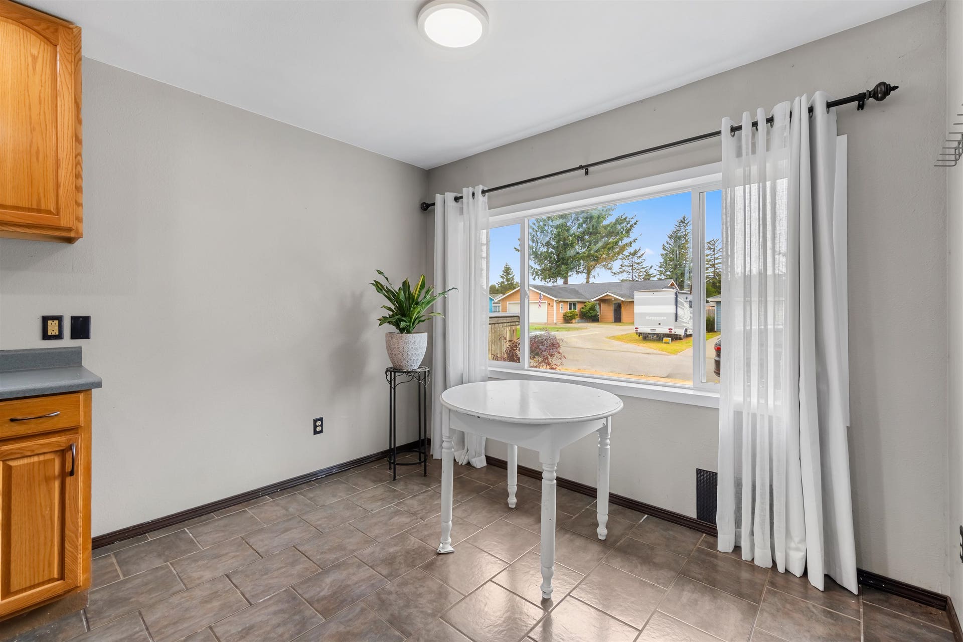 120 Victoria Lane, Crescent City, CA 95531
