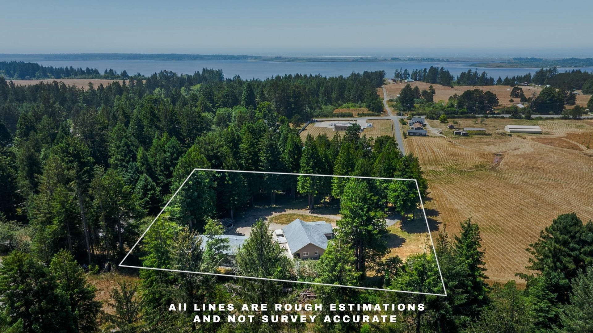 265 Little Redwood Lane, Crescent City, CA 95531