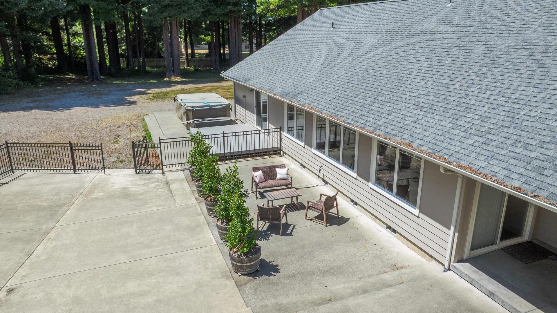 265 Little Redwood Lane, Crescent City, CA 05531