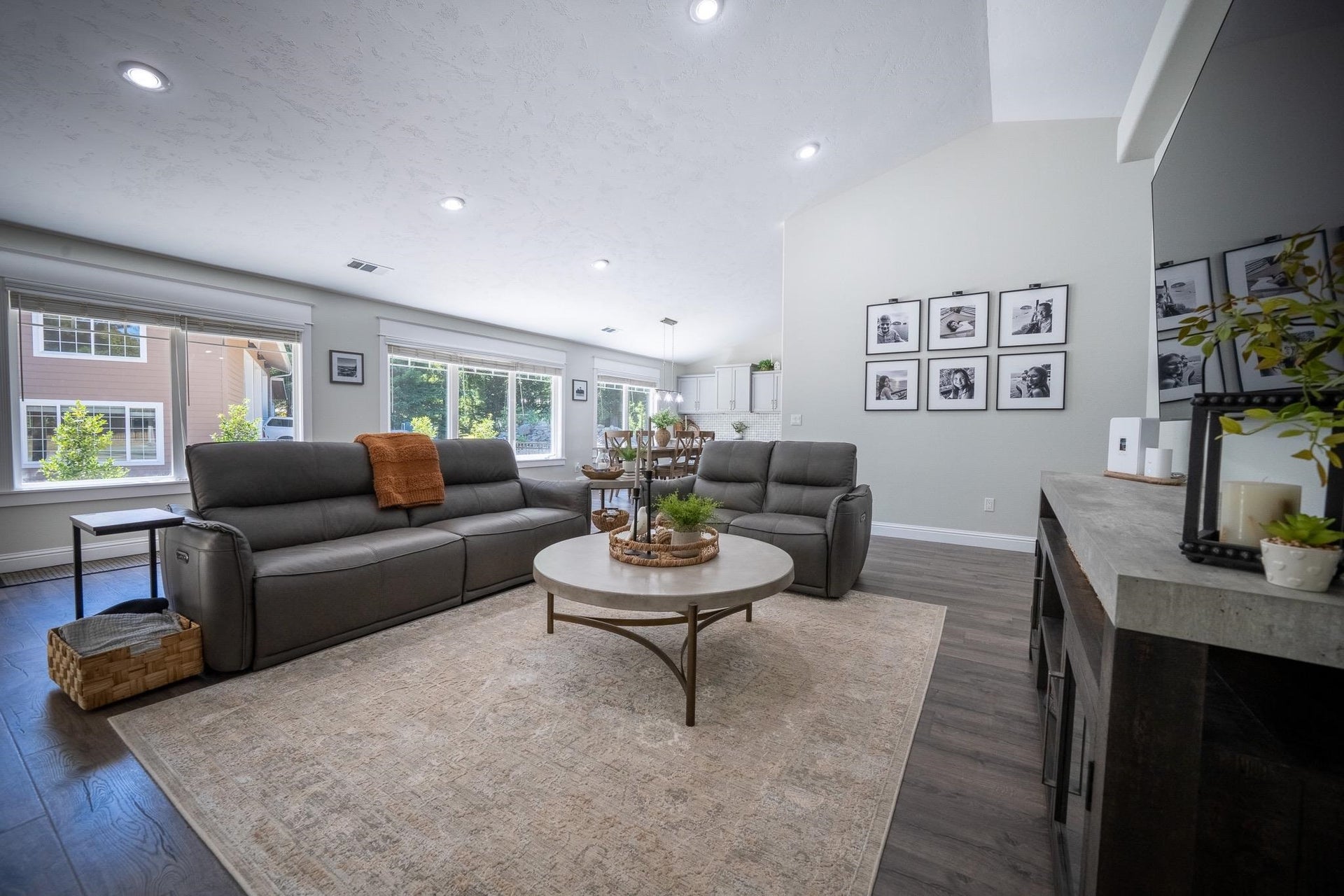 265 Little Redwood Lane, Crescent City, CA 05531