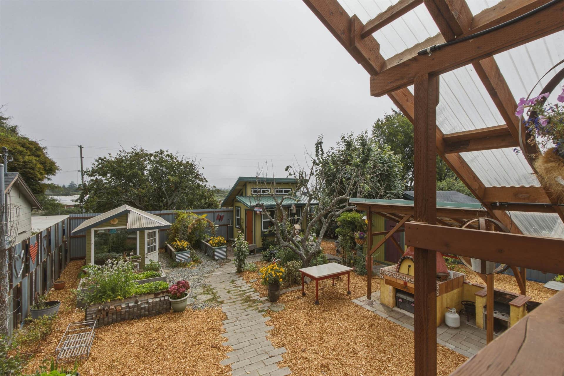 1089 K Street, Crescent City, CA 95531-2710