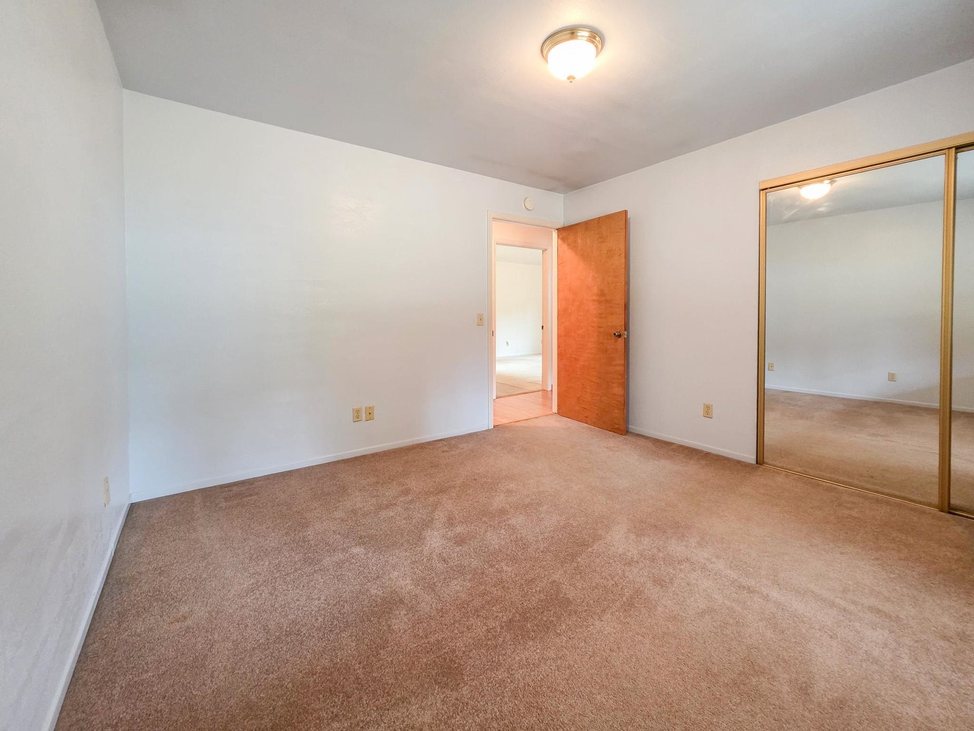 400 Mud Hen Road, Crescent City, CA 95531
