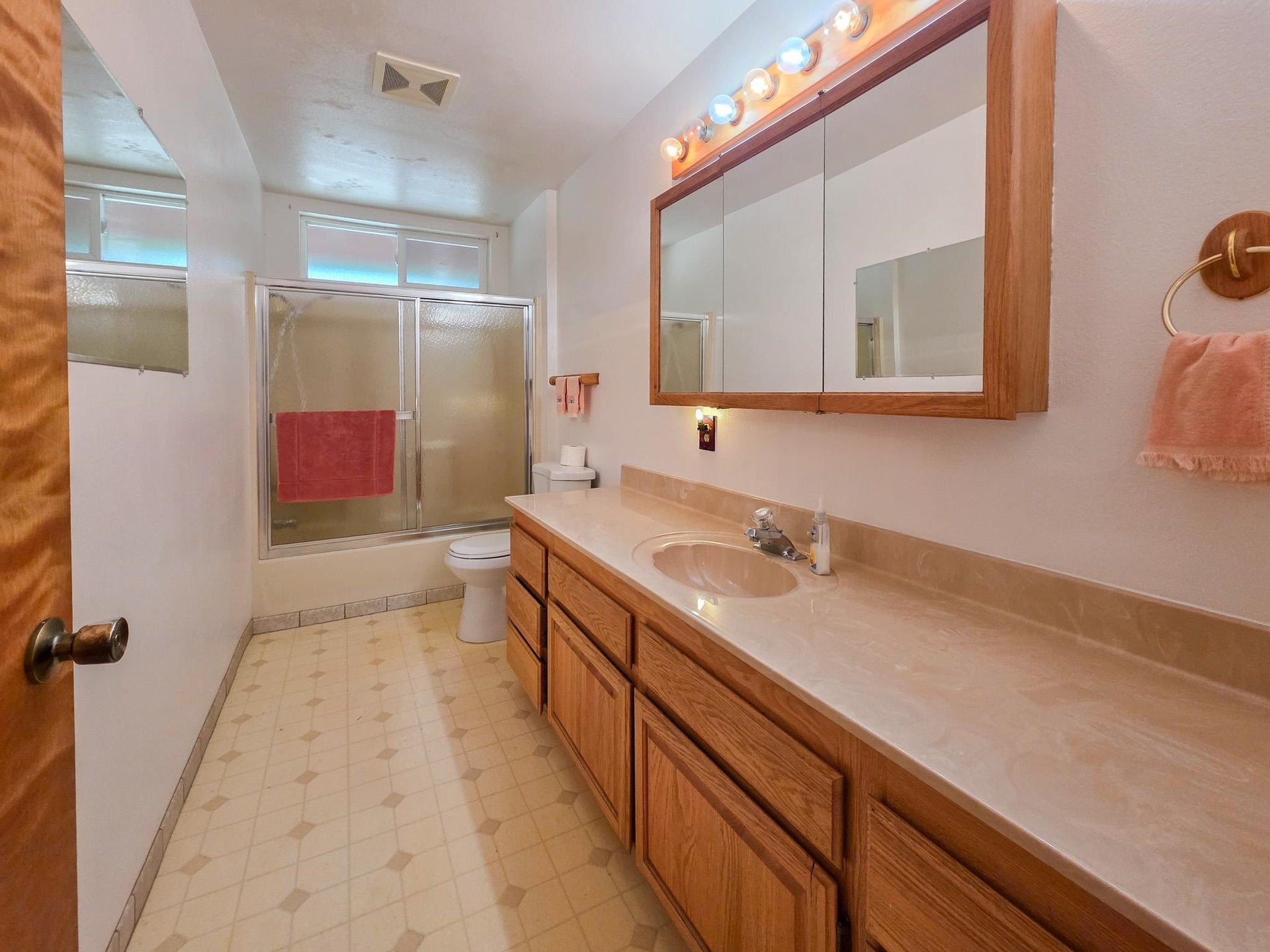 400 Mud Hen Road, Crescent City, CA 95531