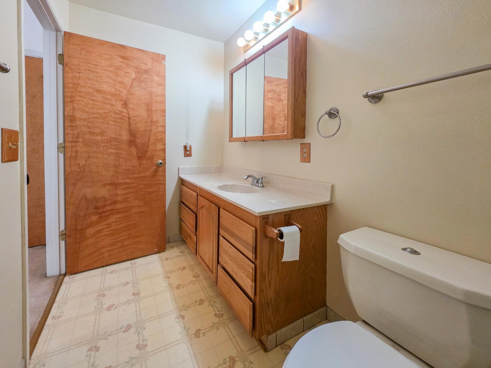 400 Mud Hen Road, Crescent City, CA 95531