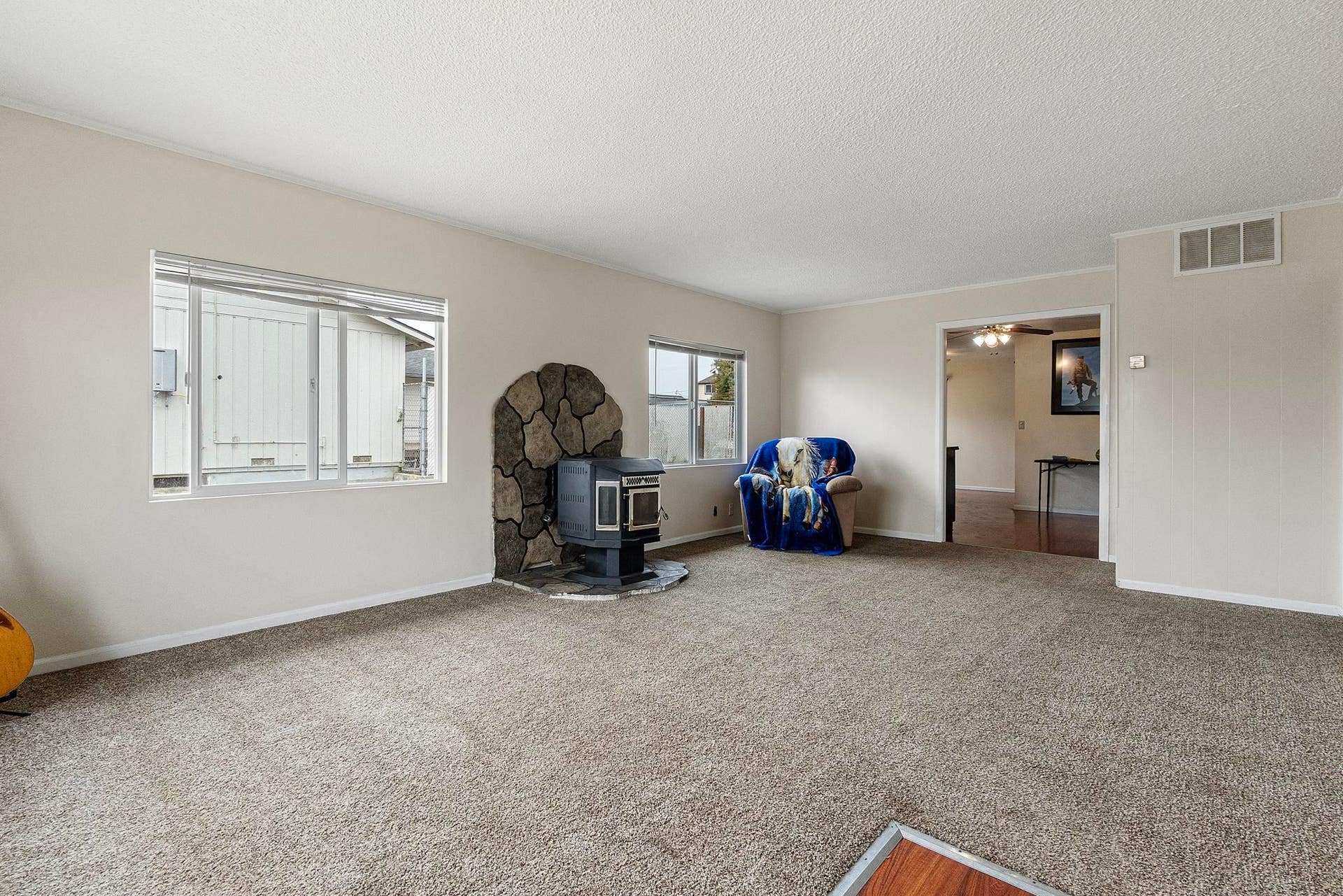 275 E Macken Avenue, Crescent, CA 95531-2717