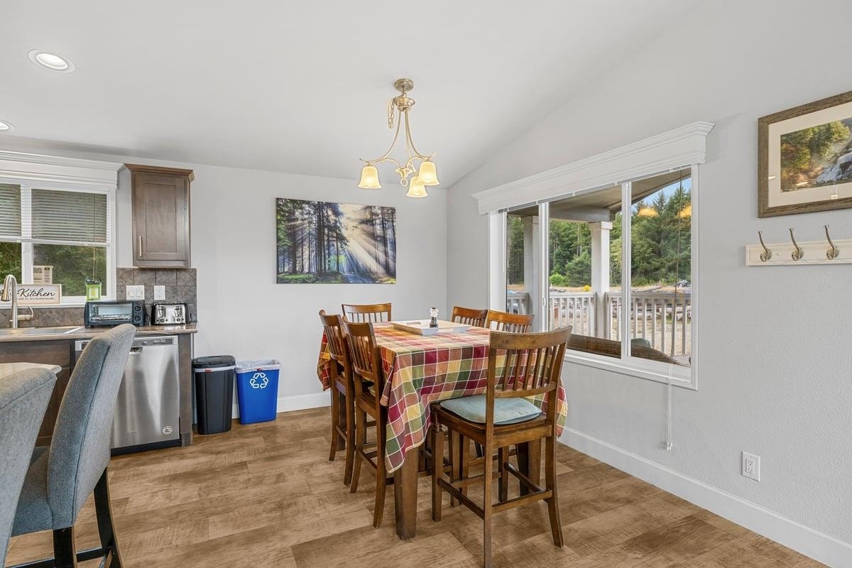400 Paige Lane, Crescent City, CA 95531