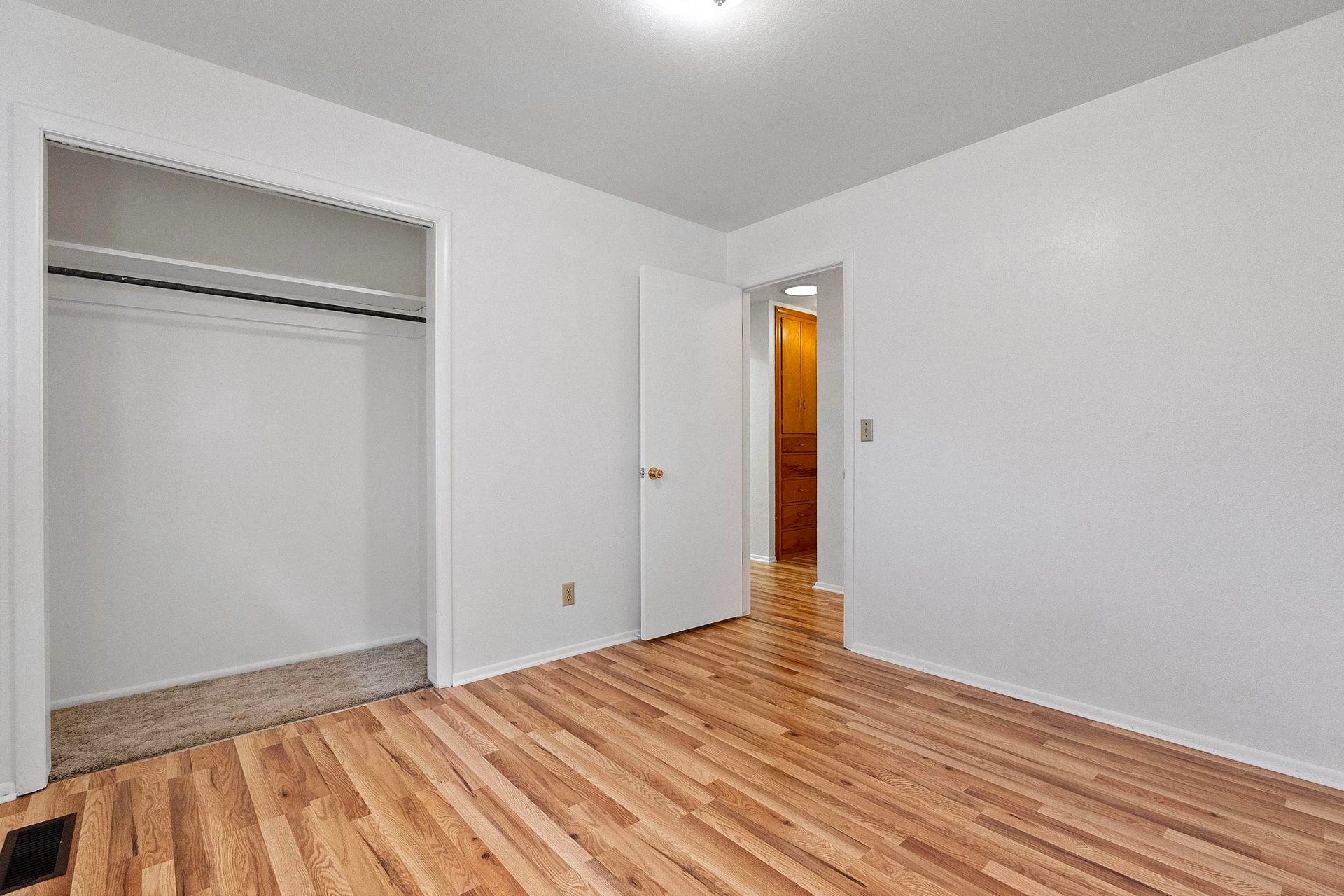 160 Esta Avenue, Crescent City, CA 95531-9790