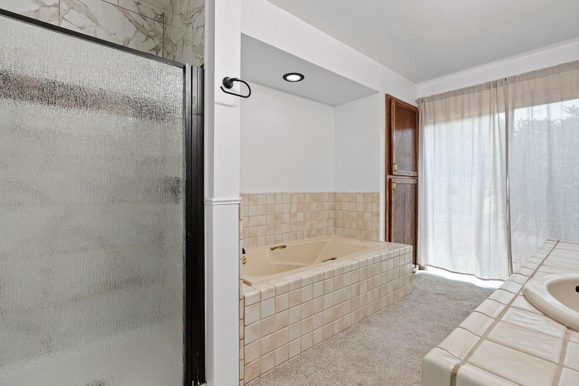 160 Esta Avenue, Crescent City, CA 95531-9790