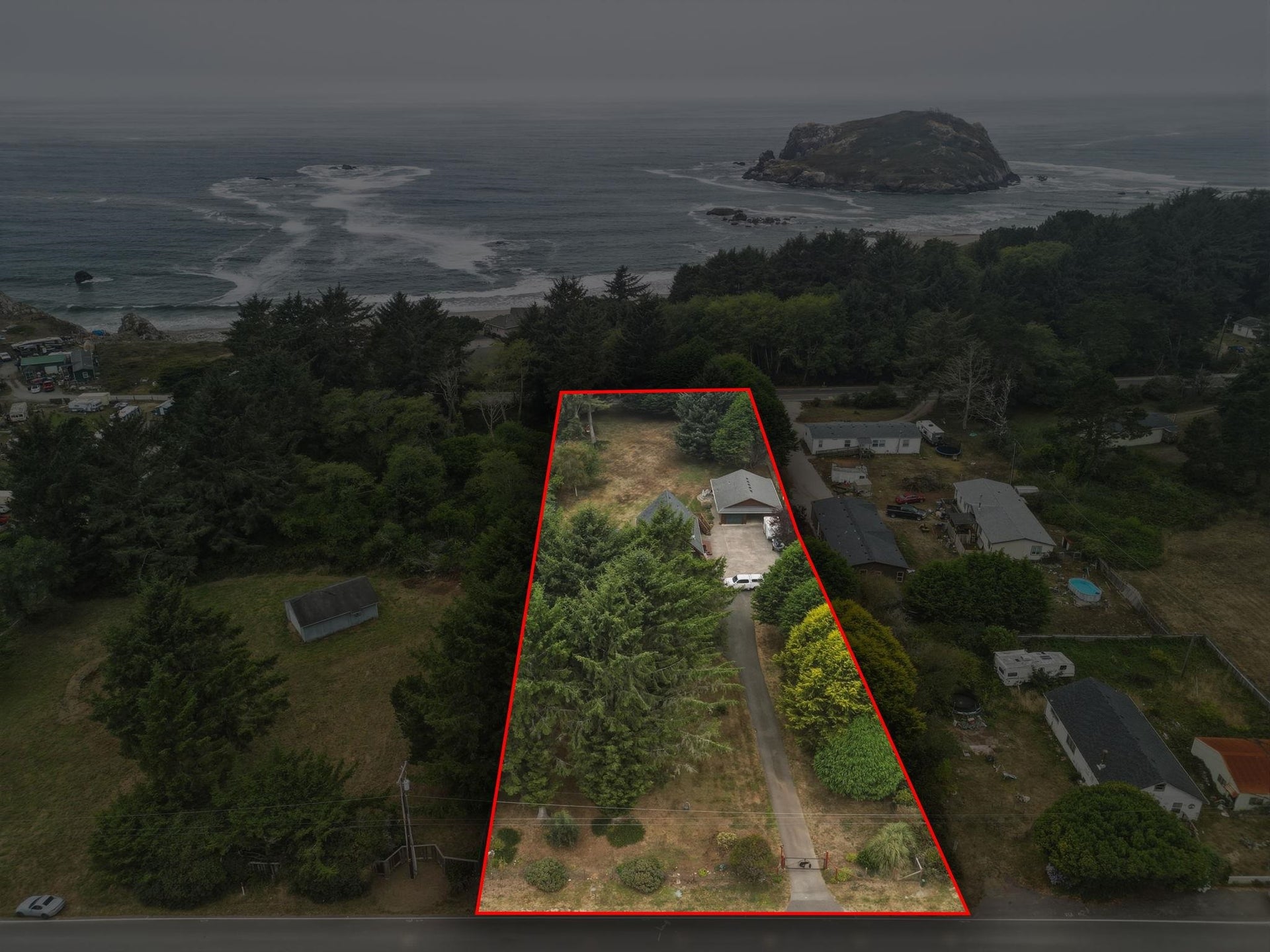 12541 Mouth of Smith River Road, Smith River, CA 95567