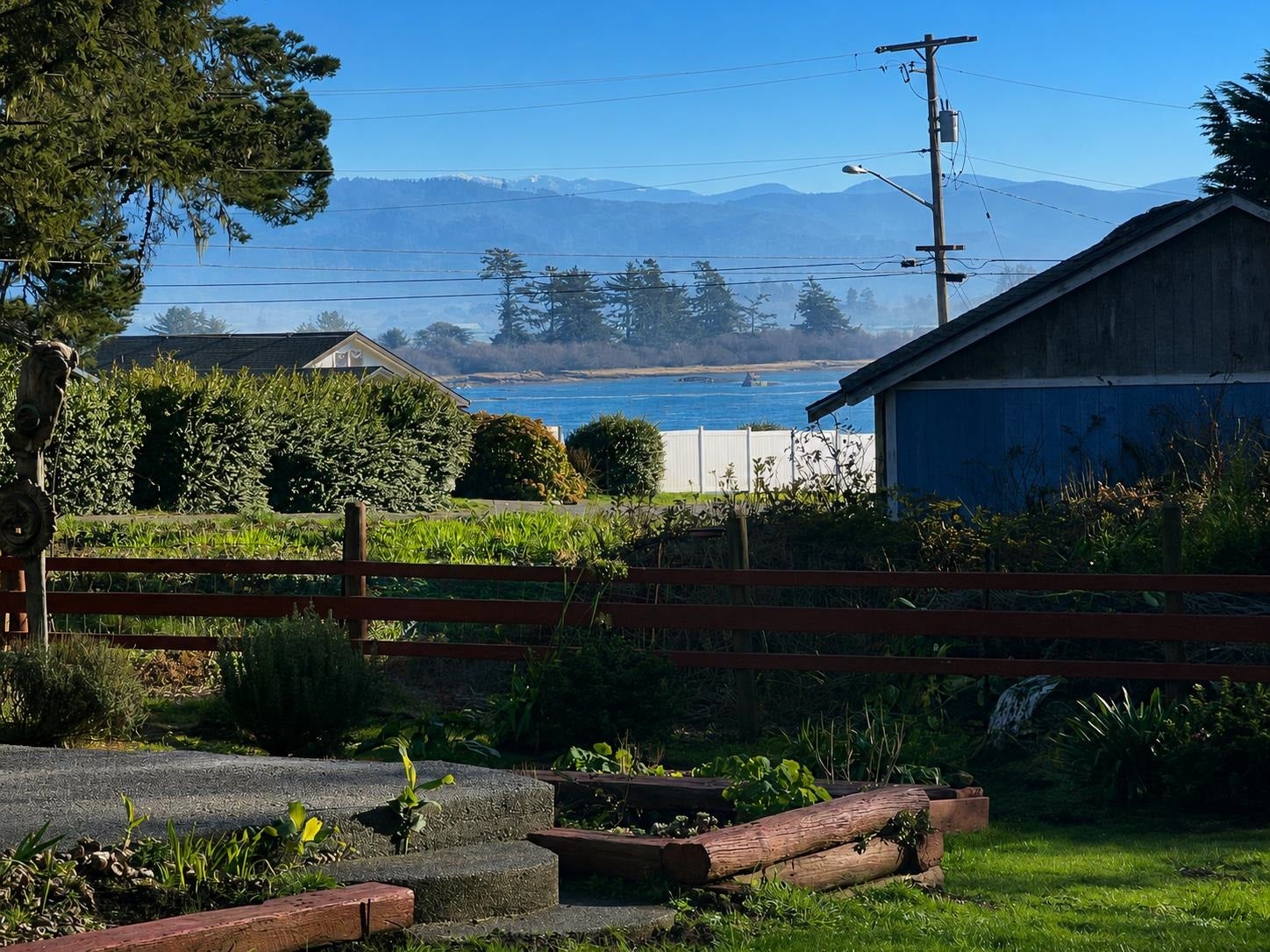 12541 Mouth of Smith River Road, Smith River, CA 95567