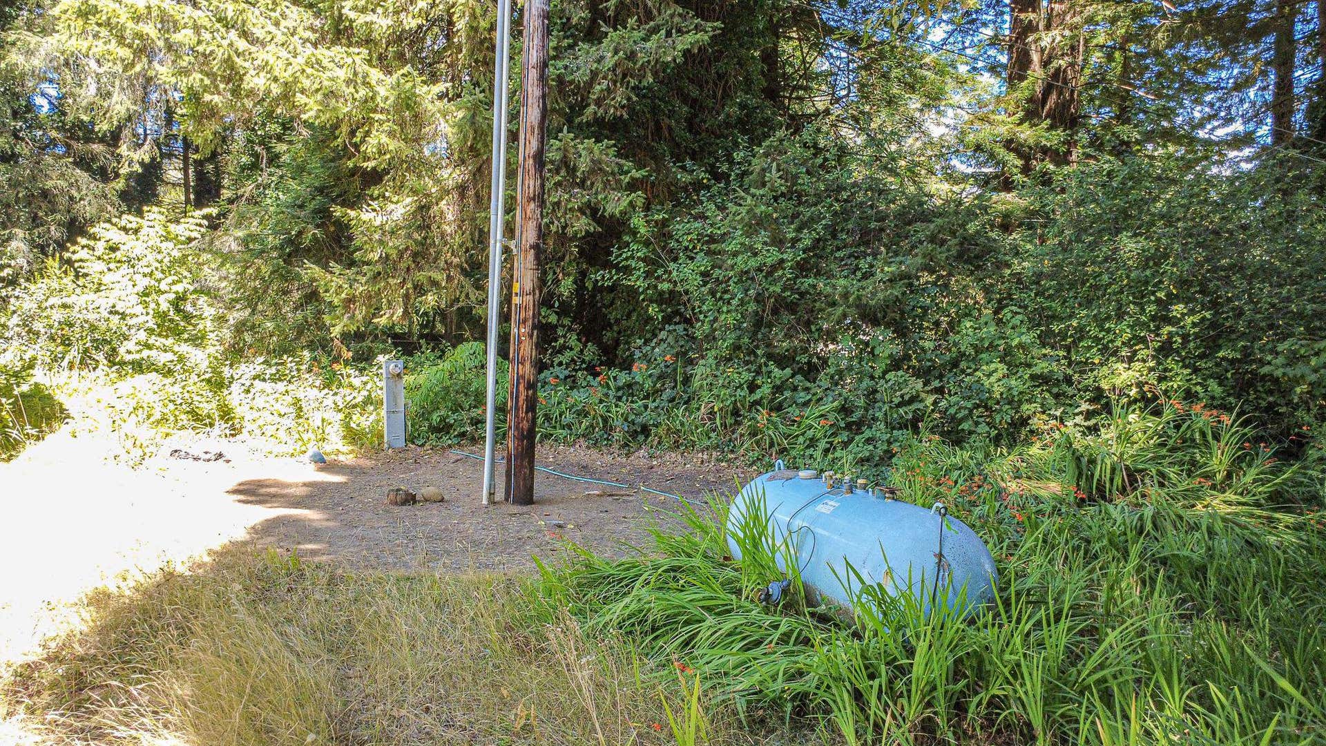 438 Cummins Road, Crescent City, CA 95531