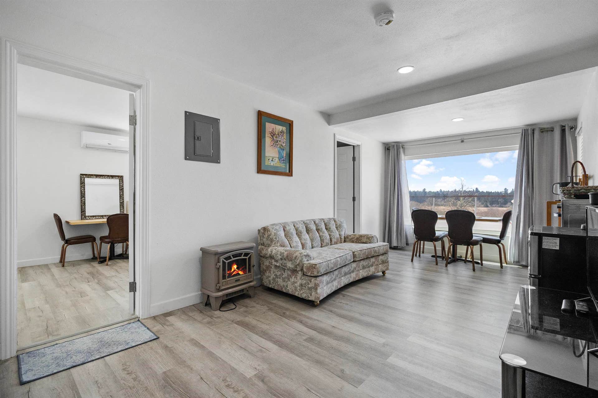 3800 Kings Valley Road, Crescent City, CA 95531