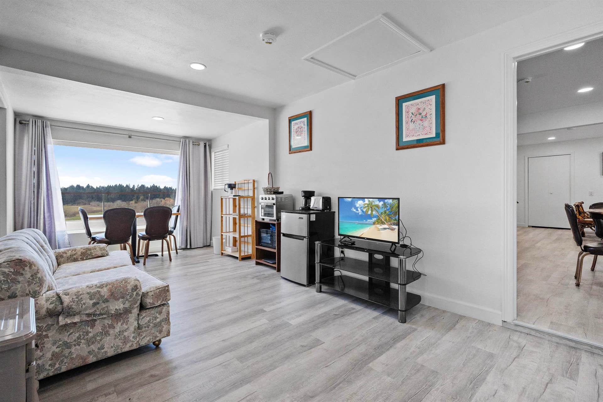 3800 Kings Valley Road, Crescent City, CA 95531