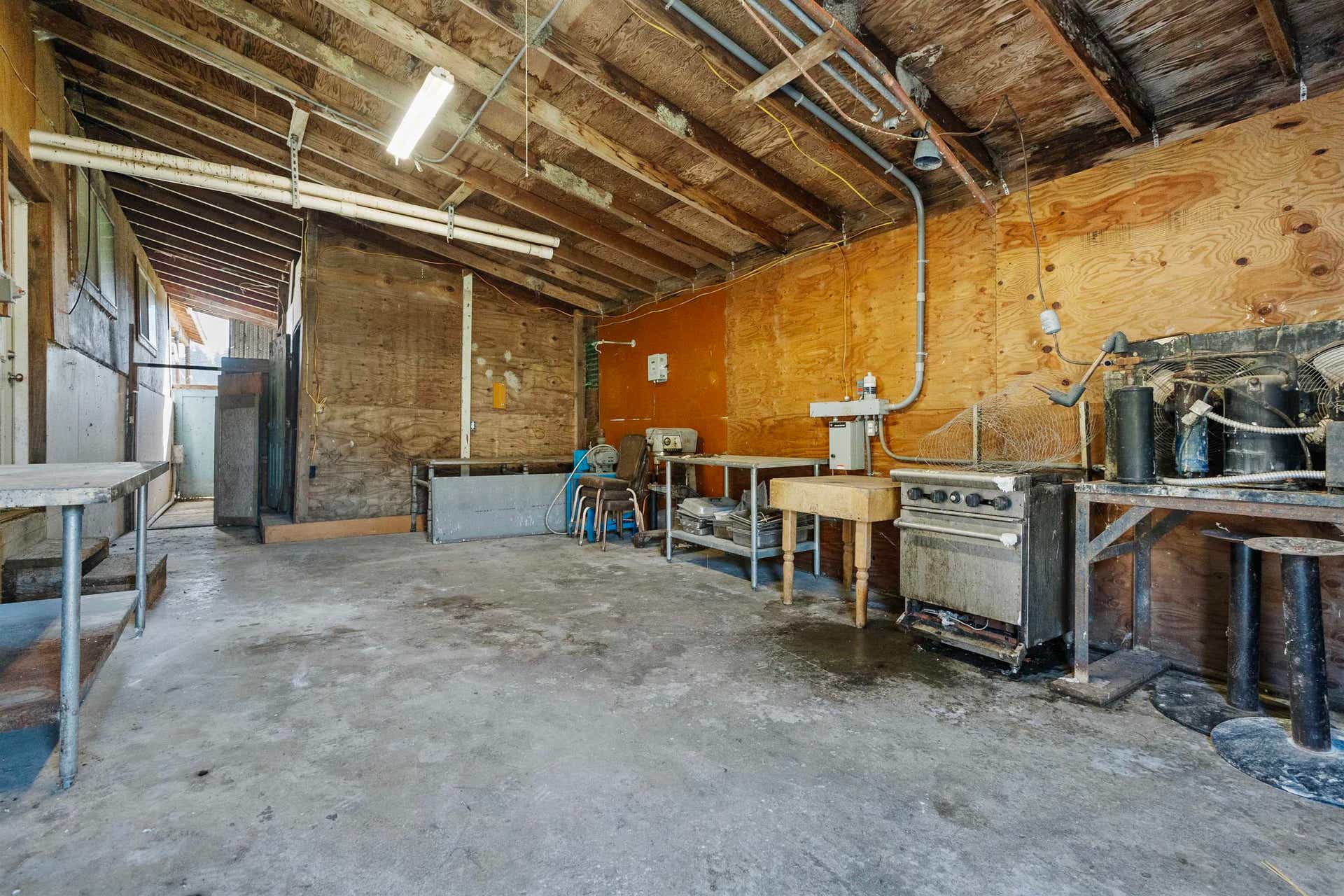 3800 Kings Valley Road, Crescent City, CA 95531
