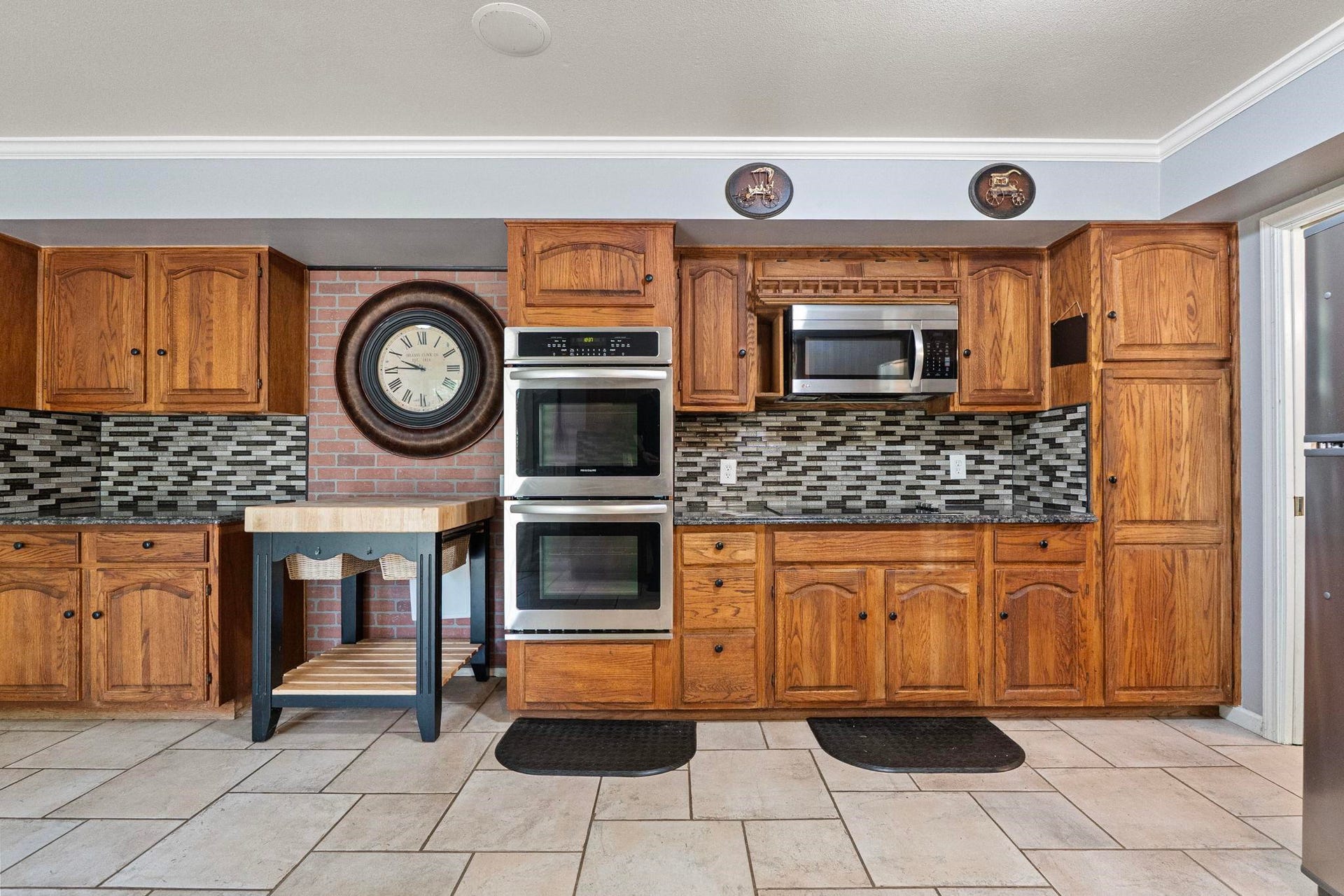 1020 Blackwell Lane, Crescent City, CA 95531-8810