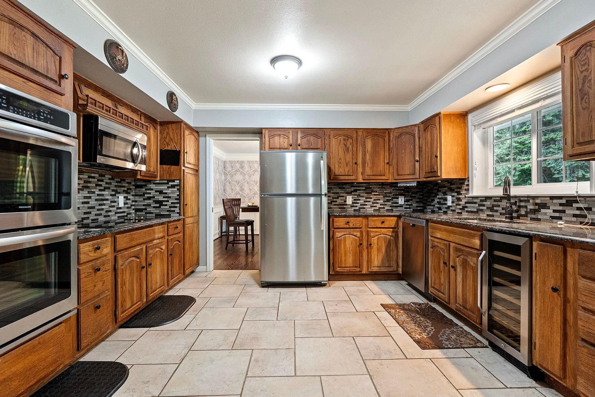 1020 Blackwell Lane, Crescent City, CA 95531-8810