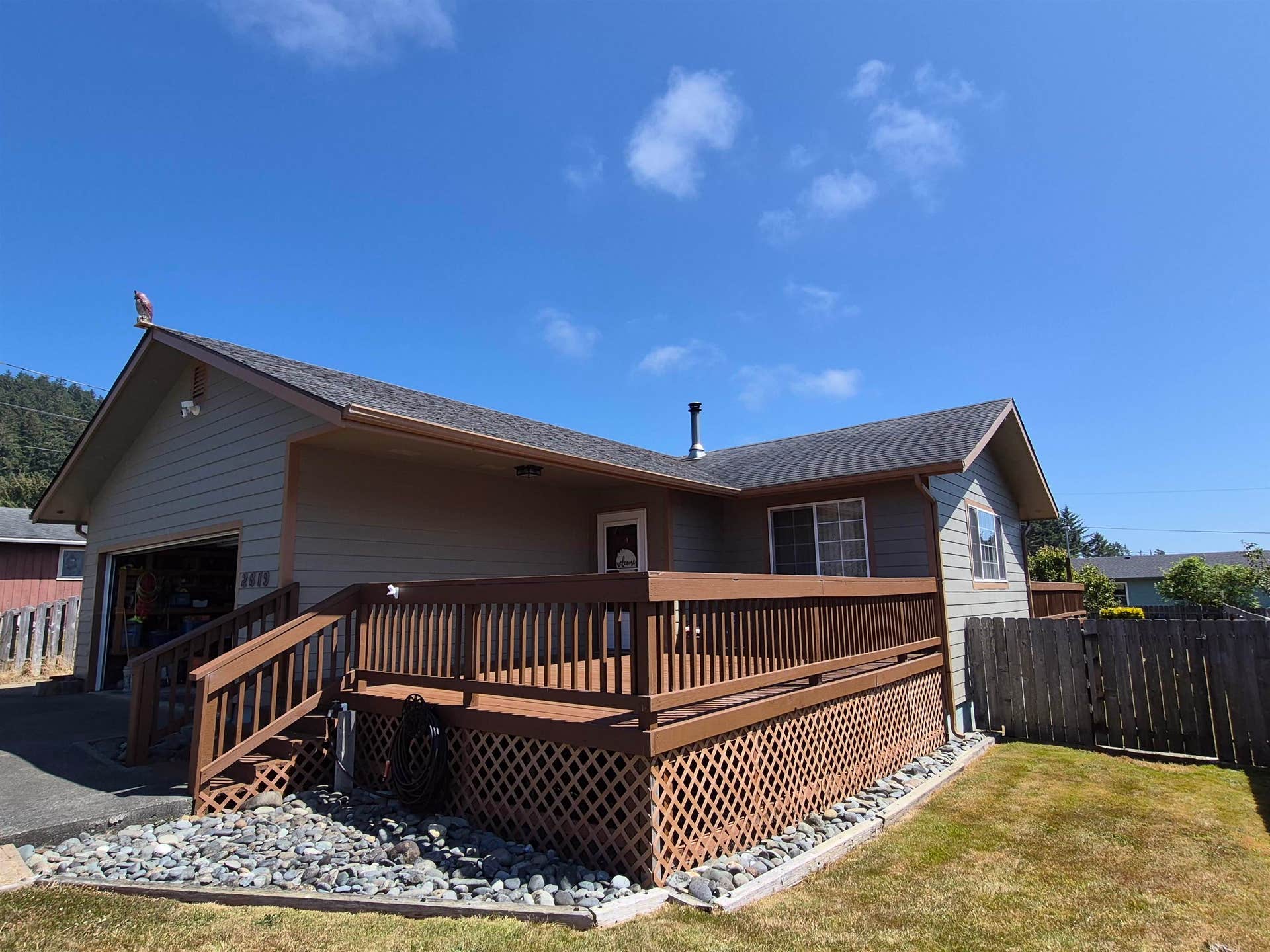 2619 Nickel Avenue, Crescent City, CA 95531-9135