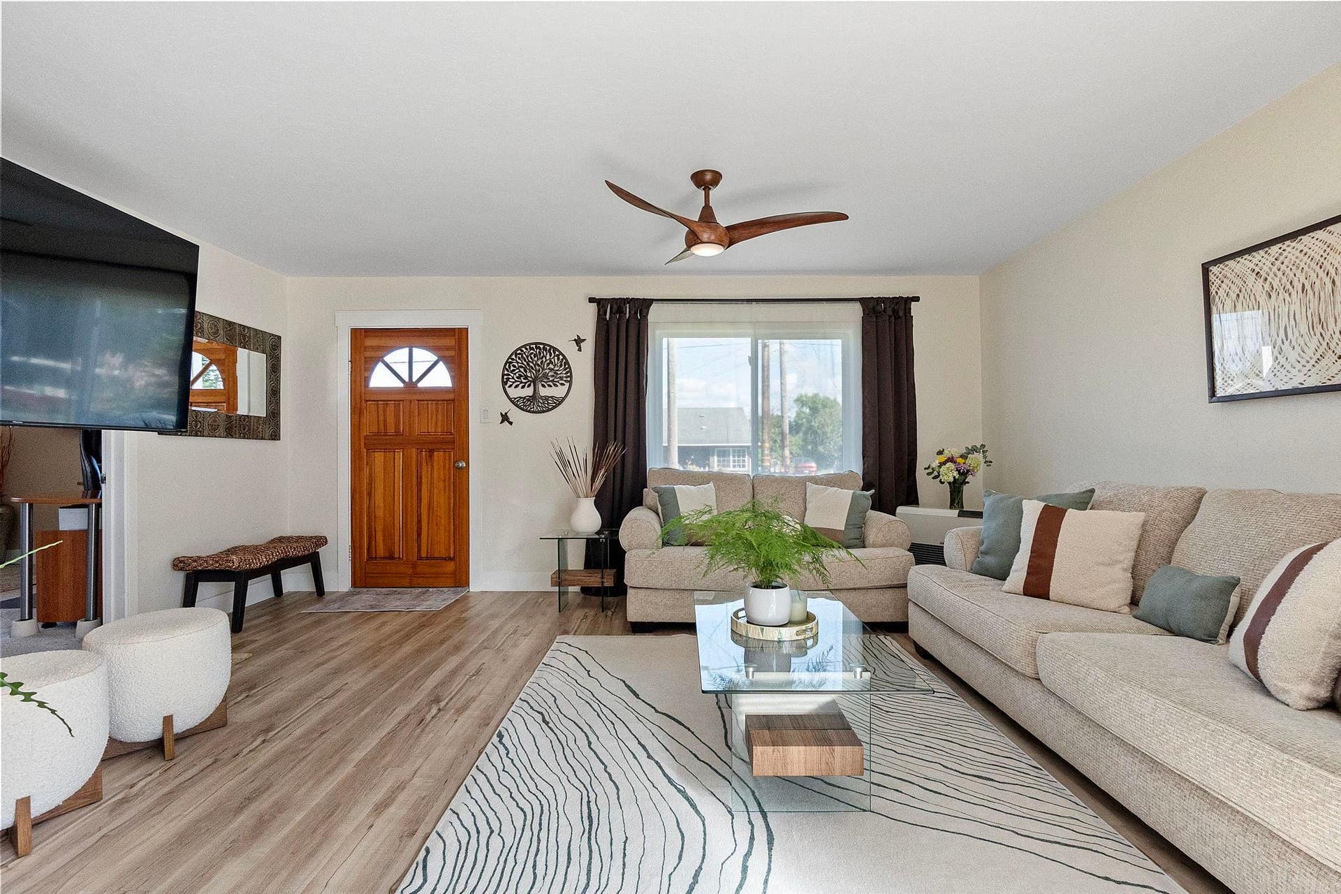 1390 California Street, Crescent City, CA 95531-2238