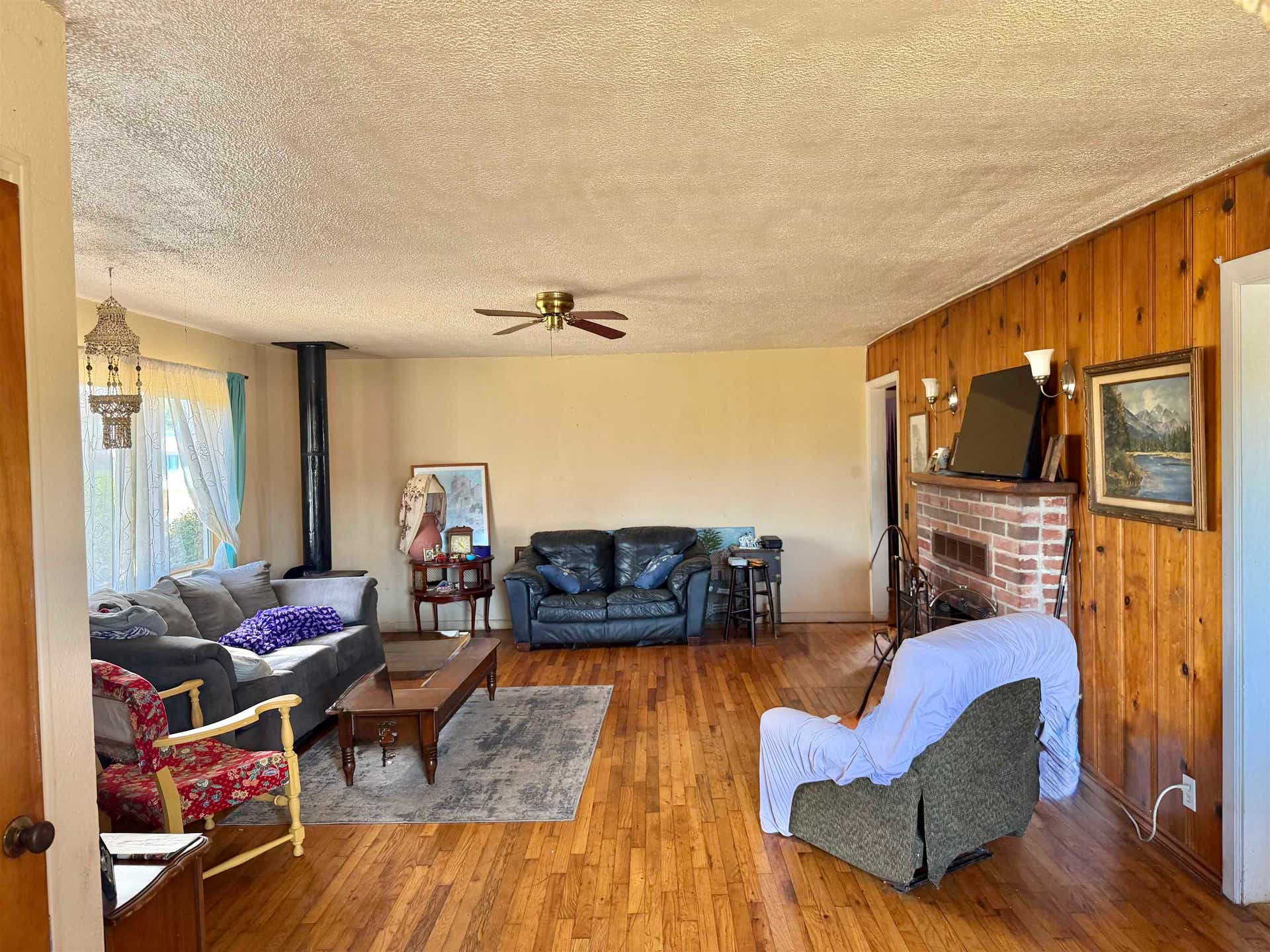 695 Macken Avenue, Crescent City, CA 95531-3056