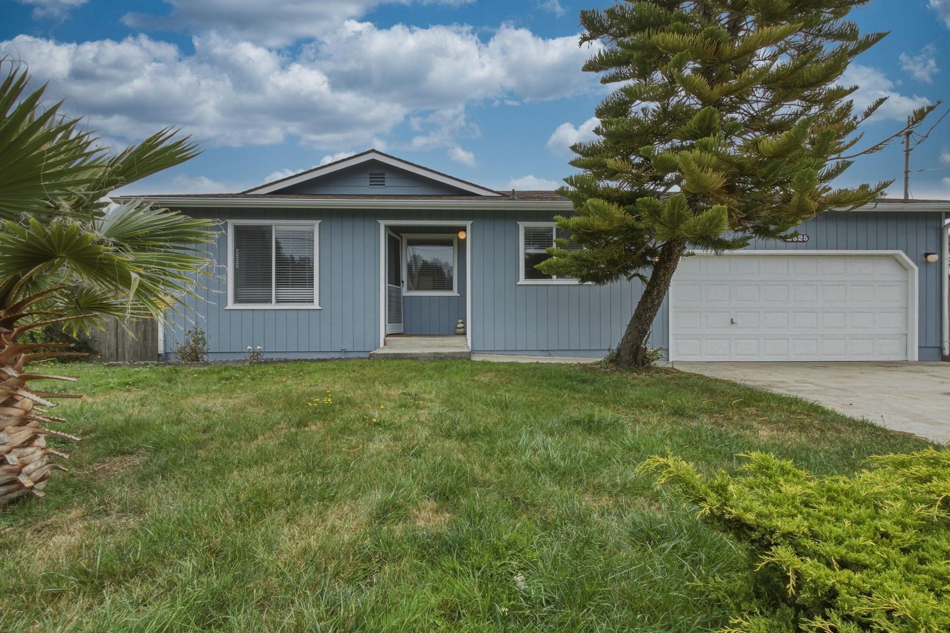 2525 Oliver Avenue, Crescent City, CA 95531