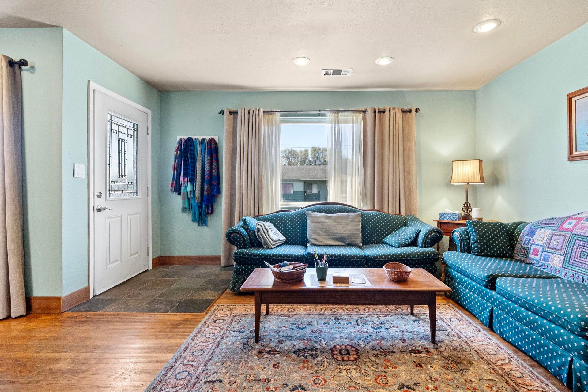 1343 Jaccard Street, Crescent City, CA 95531-8813