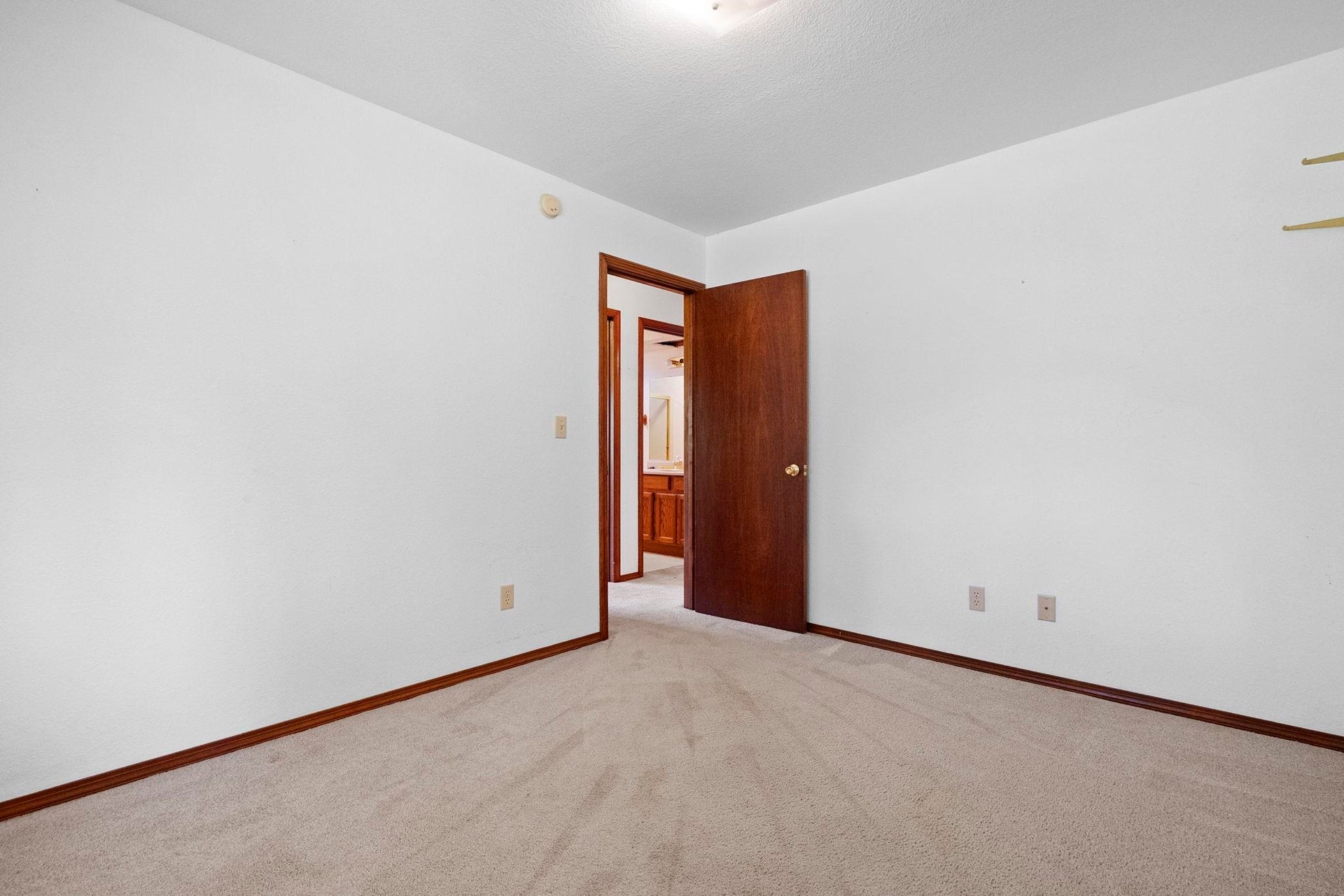 500 Bertsch Avenue, Crescent City, CA 95531-9268