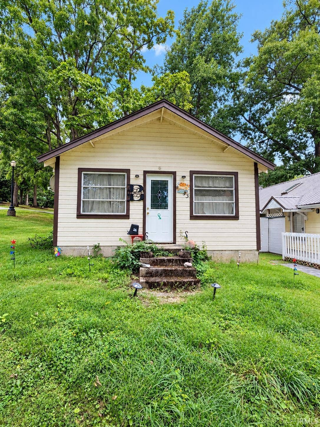 1033 S Martz Street, Syracuse, IN 46567 | MLS # 202637065