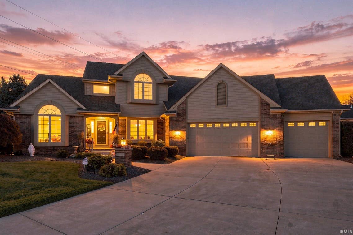 6325 Rock Bluff Court, Fort Wayne, IN 46819 | MLS # 202644250