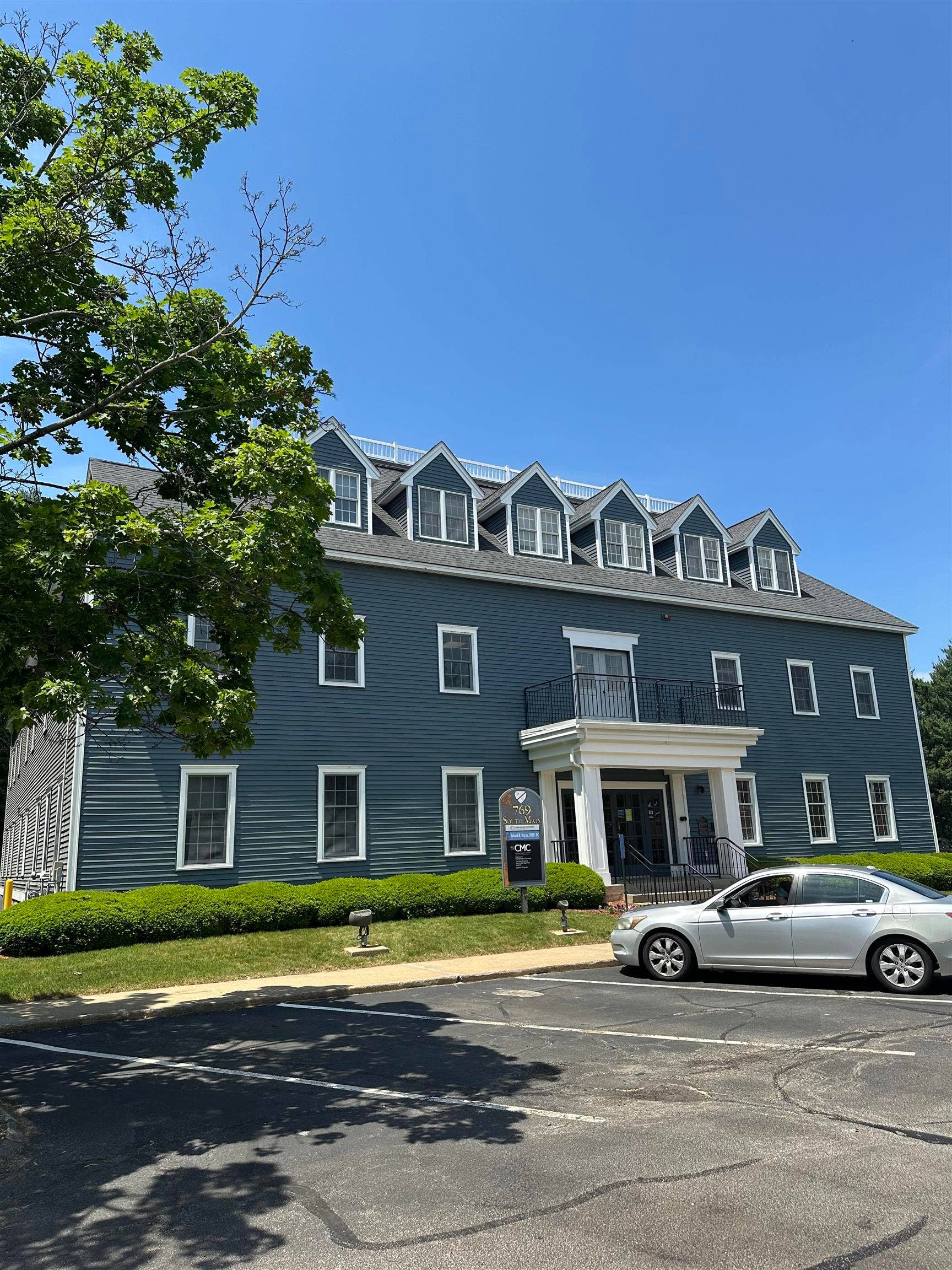 769 South Main, #301 and 302, Manchester, NH 03102