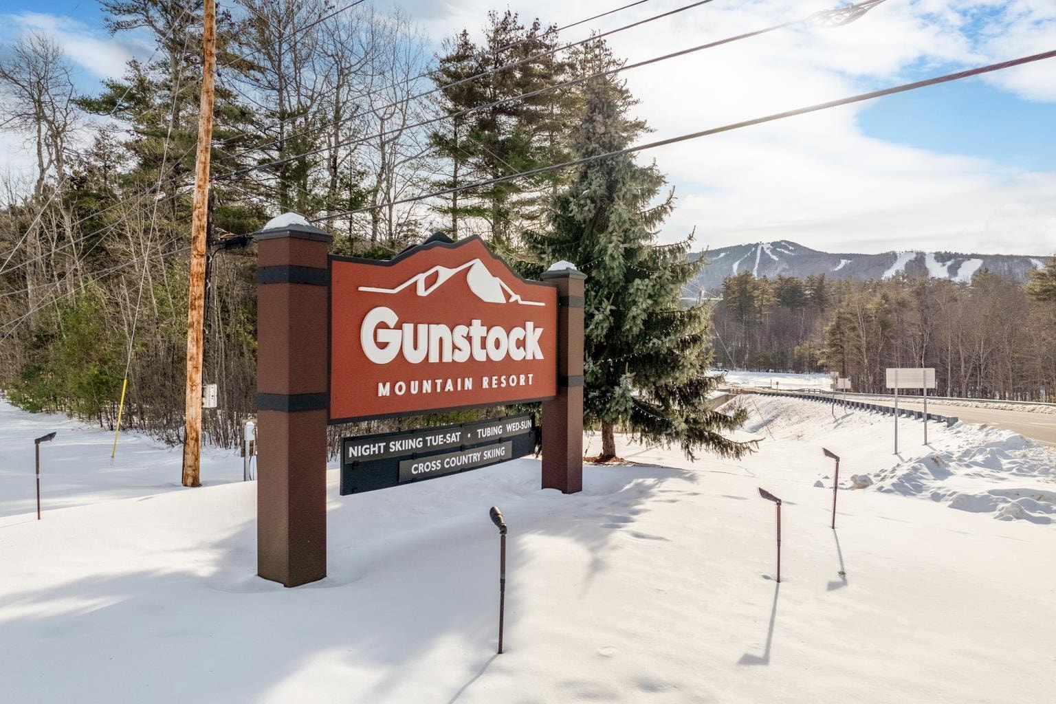 Gunstock Ski Resort less than 15 mins away