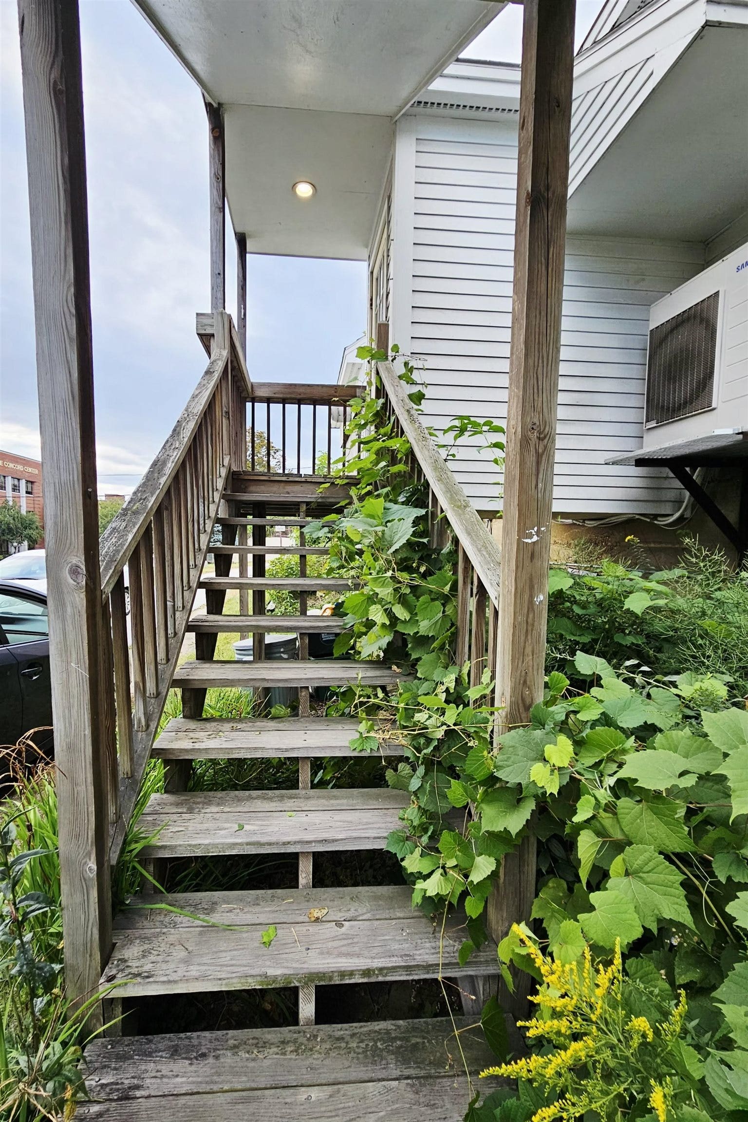 Suite C-Outside Stairway