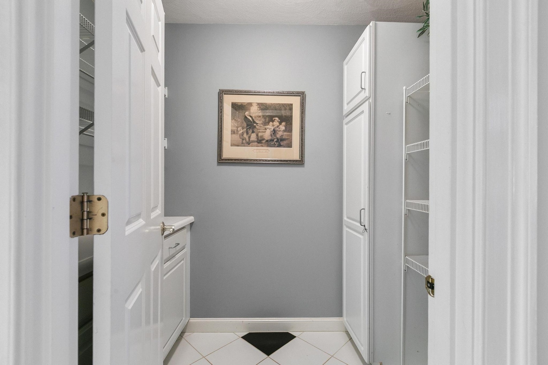 37 Brady Avenue, Salem, NH 03079