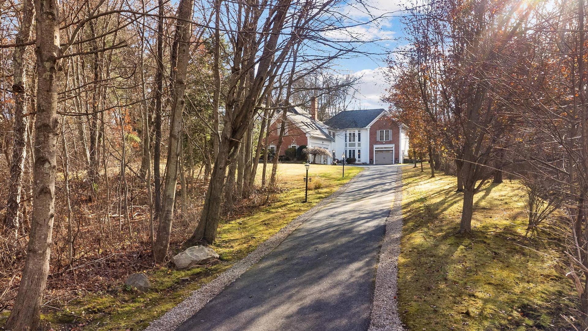 37 Brady Avenue, Salem, NH 03079
