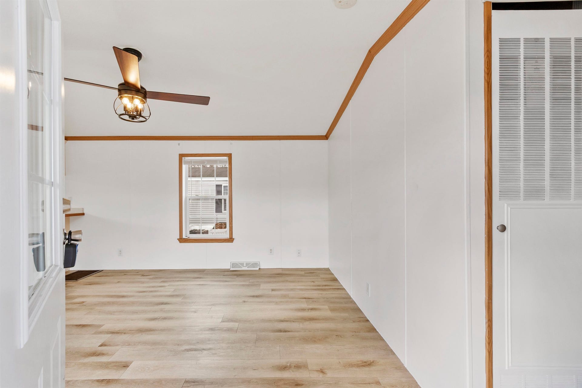 5R Arrow Drive, Salem, NH 03079