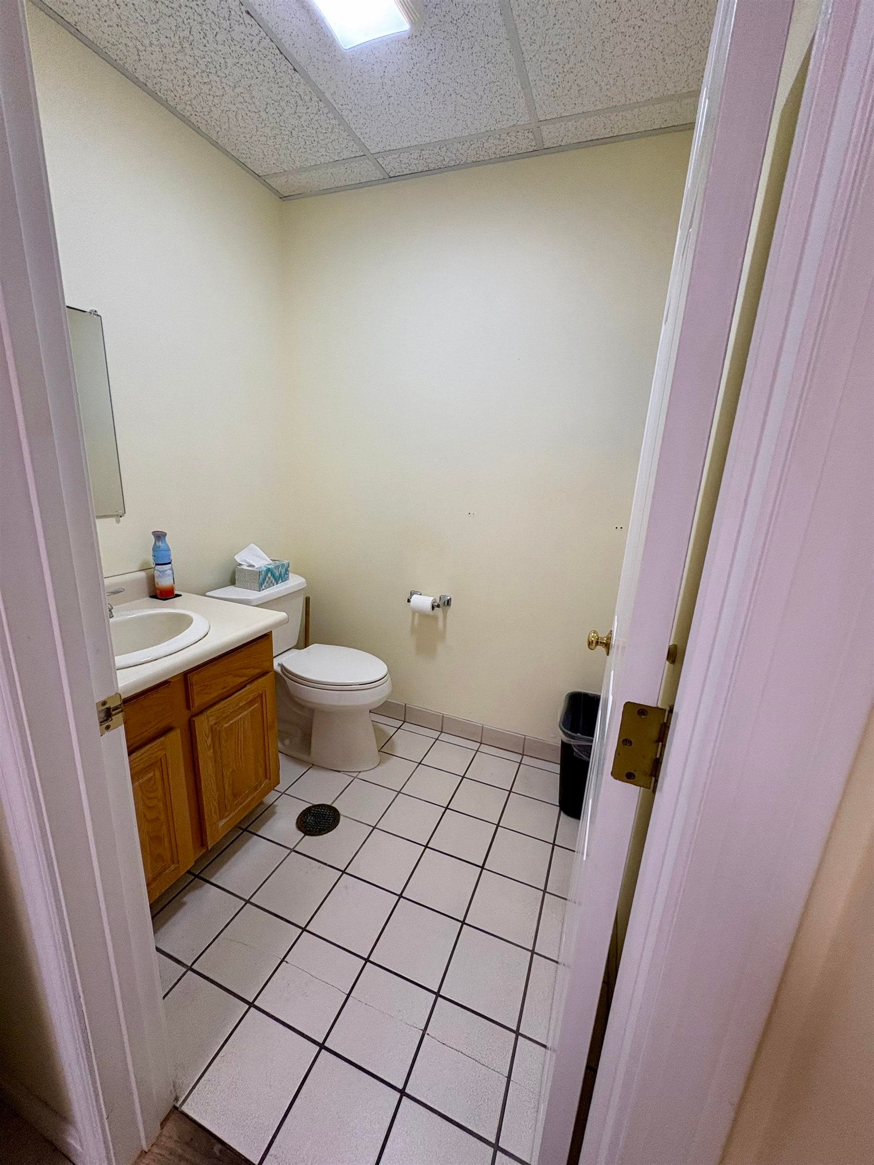 50 Nashua, #Suite 302, Unit 2, Londonderry, NH 03053