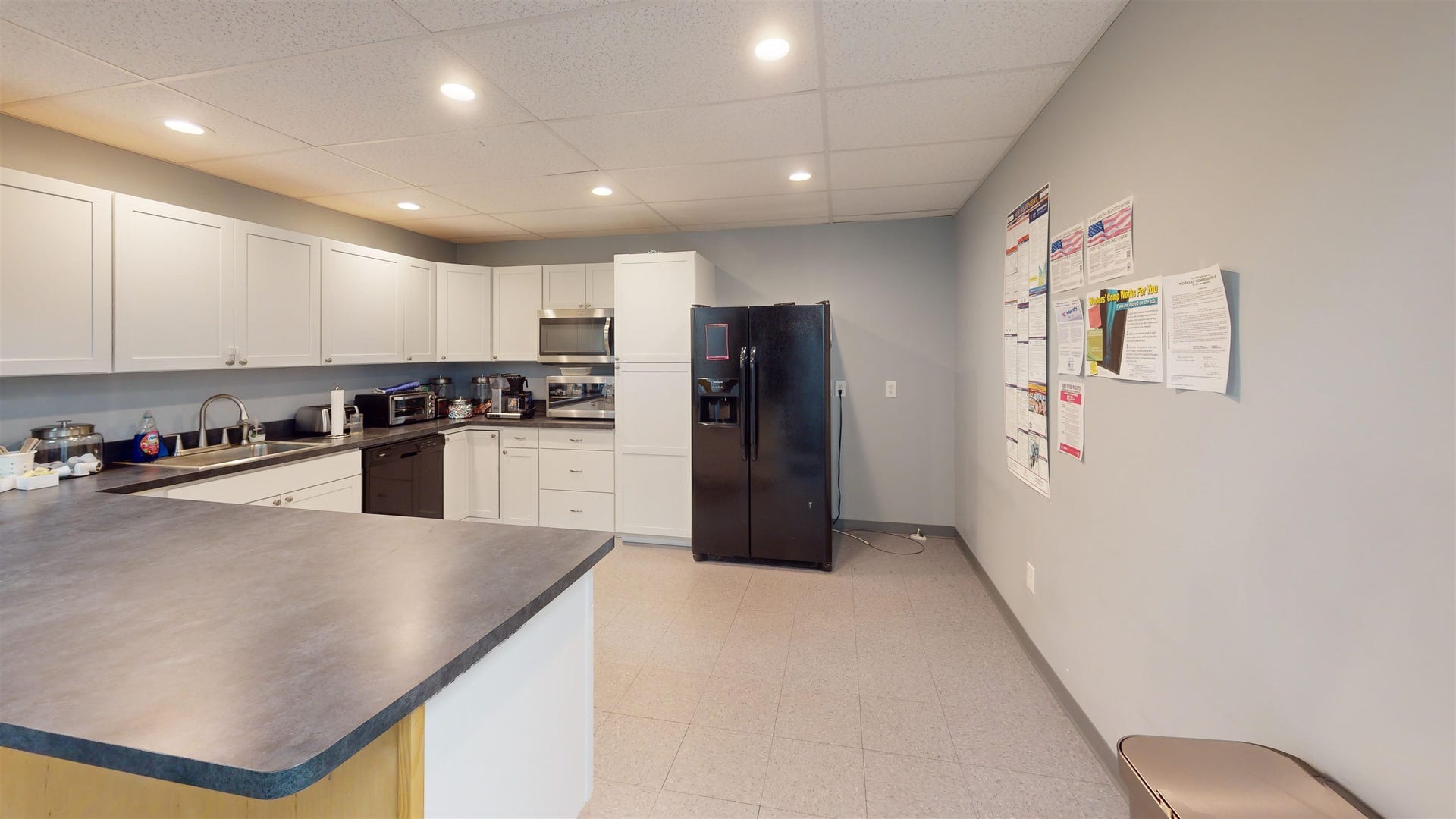 10 Commerce Park North, #10, Bedford, NH 03110