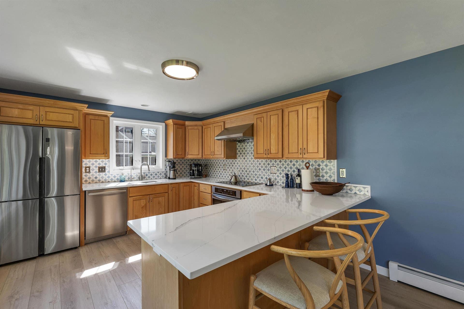 Quartz countertops with seating