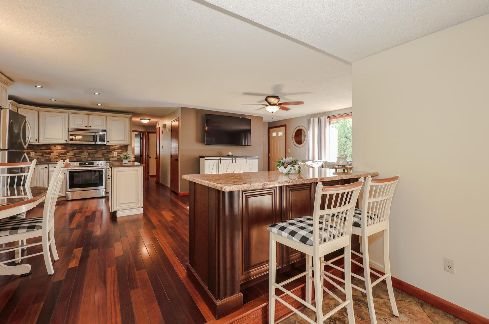 64 N MAIN Street, Salem, NH 03079